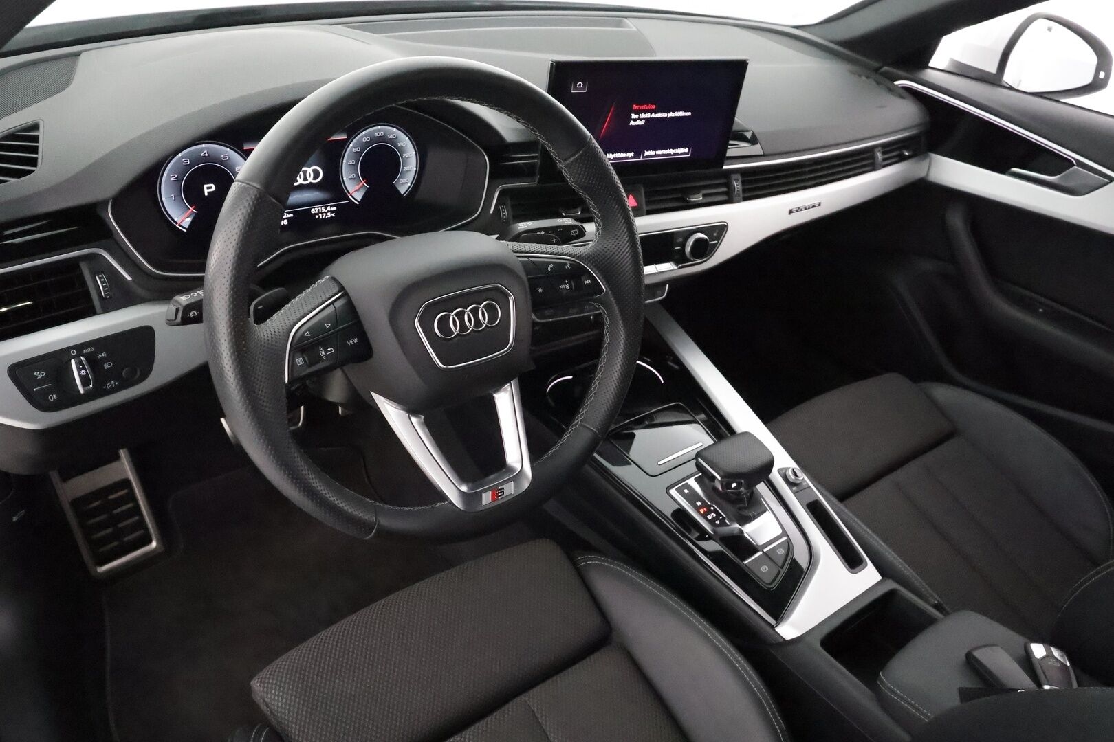 Audi A4 2022 Avant Business S line 40 TFSI 150 kW MHEV quattro S tronic - 3,99 % KORKOTARJOUS TÄHÄN AUTOON - 31.5. ASTI! - 1-om Suomi-auto / Webasto / Adapt.Vakkari / Peruutuskamera / Matrix LED / Puolinahkasisusta / Digital Cockpit / Apple&Android!