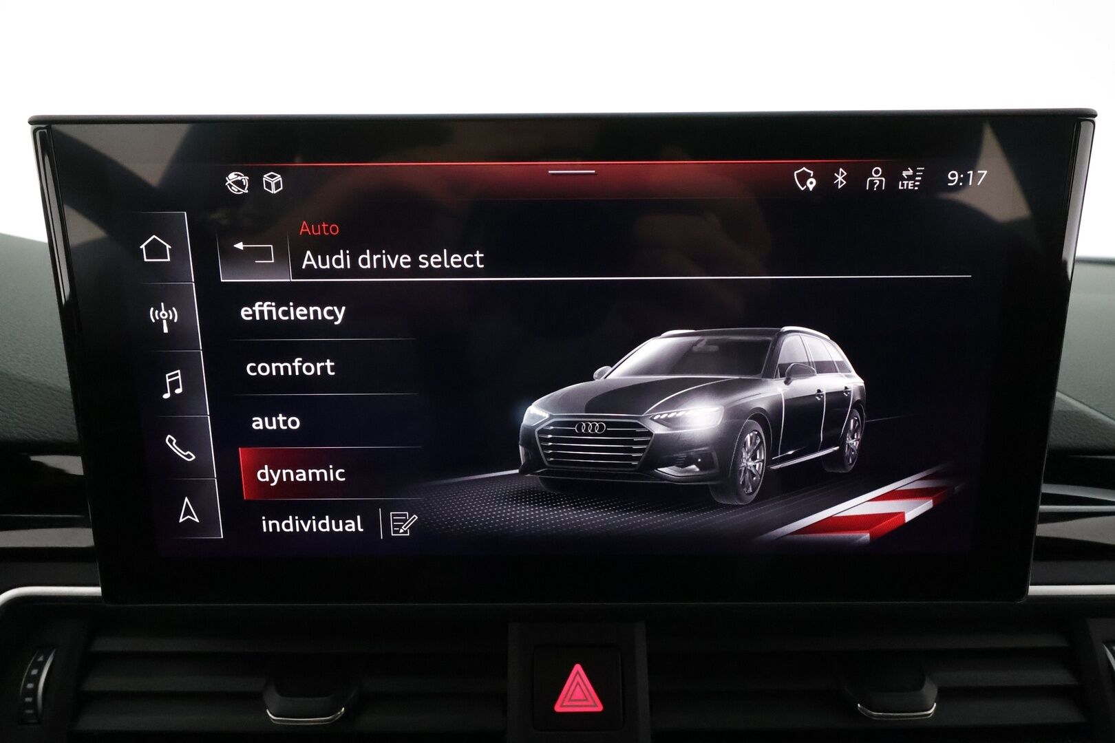 Audi A4 2022 Avant Business S line 40 TFSI 150 kW MHEV quattro S tronic - 3,99 % KORKOTARJOUS TÄHÄN AUTOON - 31.5. ASTI! - 1-om Suomi-auto / Webasto / Adapt.Vakkari / Peruutuskamera / Matrix LED / Puolinahkasisusta / Digital Cockpit / Apple&Android!