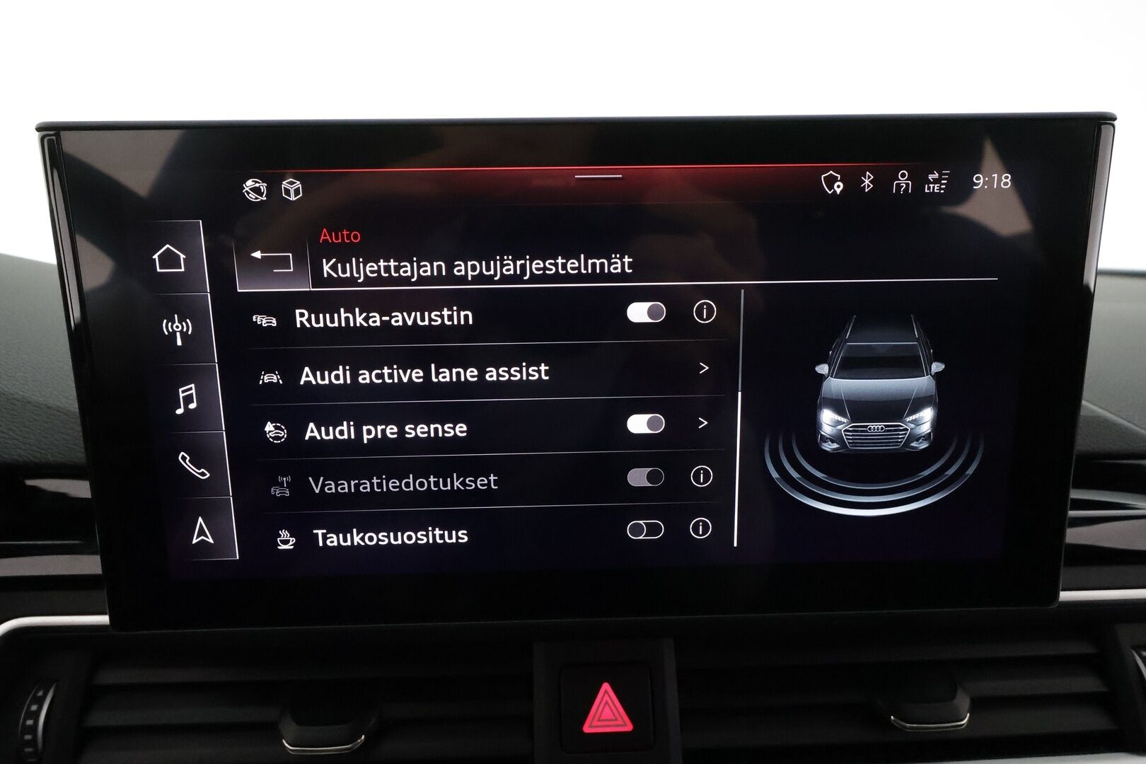 Audi A4 2022 Avant Business S line 40 TFSI 150 kW MHEV quattro S tronic - 3,99 % KORKOTARJOUS TÄHÄN AUTOON - 31.5. ASTI! - 1-om Suomi-auto / Webasto / Adapt.Vakkari / Peruutuskamera / Matrix LED / Puolinahkasisusta / Digital Cockpit / Apple&Android!