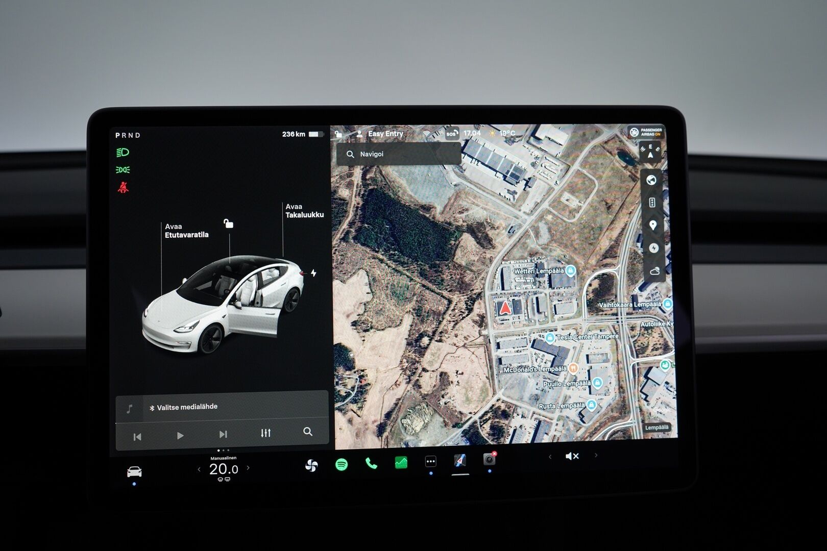Tesla Model 3 2021 Standard Range Plus *EAP / Vaaleat nahat / ACC / Kamera / Lasikatto* - Kahdet vanteet / Refresh / Akku kuntotarkistettu
