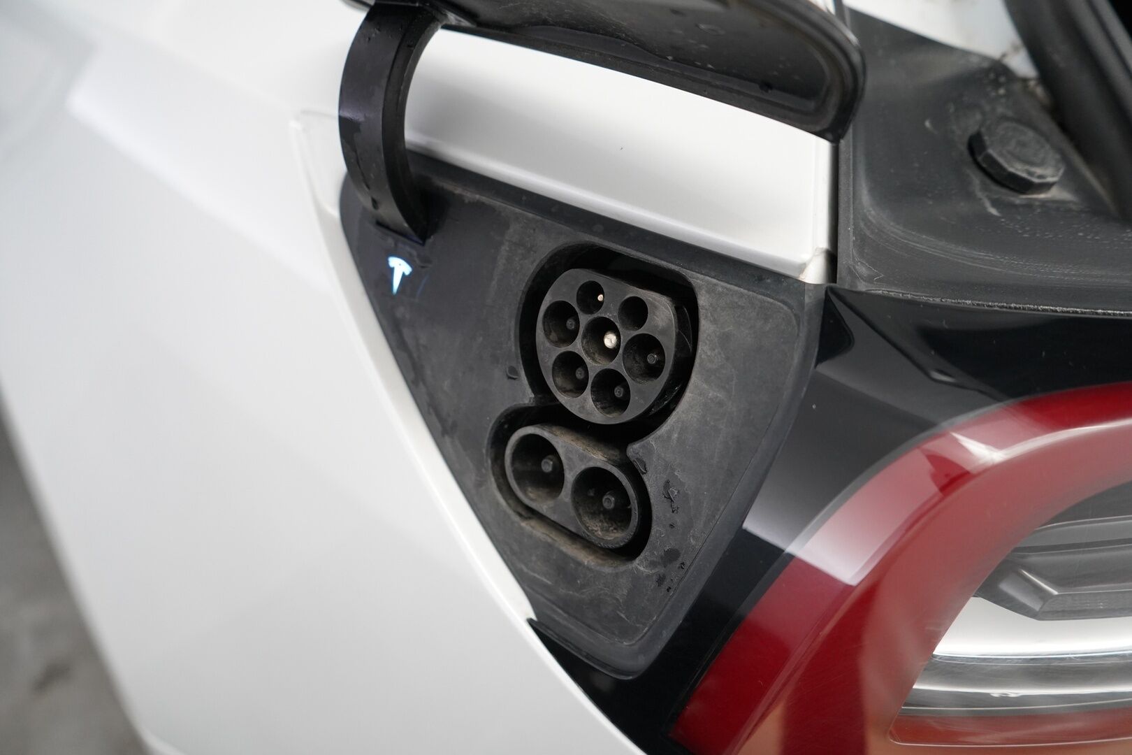 Tesla Model 3 2021 Standard Range Plus *EAP / Vaaleat nahat / ACC / Kamera / Lasikatto* - Kahdet vanteet / Refresh / Akku kuntotarkistettu