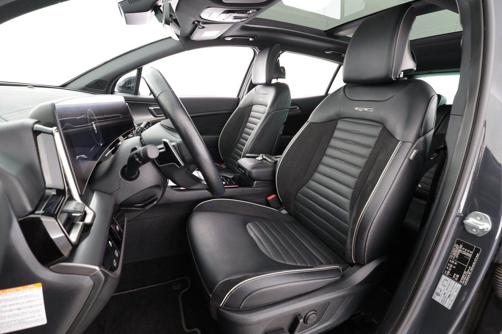 Kia Sportage 2022 1,6 T-GDI FWD Hydrid GT-Line AT * ACC / Panorama / LED / Navi / Muistipenkki / Ilmastoidut penkit / 360° / H&K / Sähköluukku * - 1.Om Suomi-auto / Kahdet renkaat aluvanteilla / Merkkihuollettu - HULLU BLACKWEEK KORKOTARJOUS 2,49%