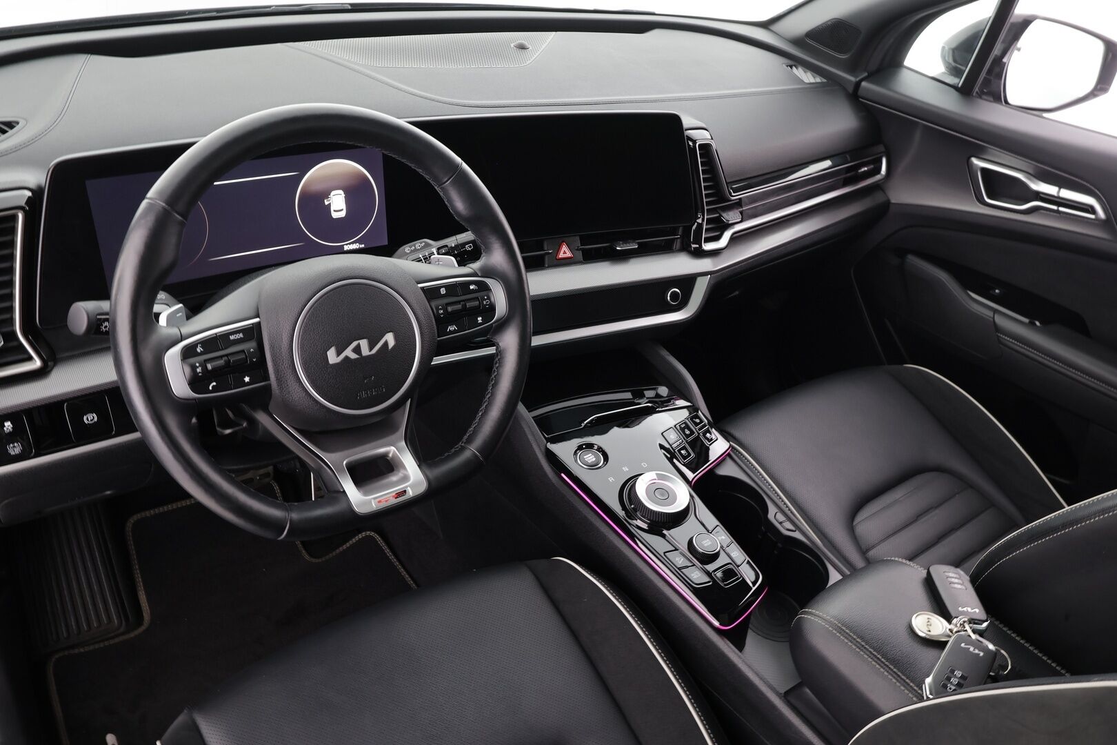 Kia Sportage 2022 1,6 T-GDI FWD Hydrid GT-Line AT * ACC / Panorama / LED / Navi / Muistipenkki / Ilmastoidut penkit / 360° / H&K / Sähköluukku * - 1.Om Suomi-auto / Kahdet renkaat aluvanteilla / Merkkihuollettu - HULLU BLACKWEEK KORKOTARJOUS 2,49%