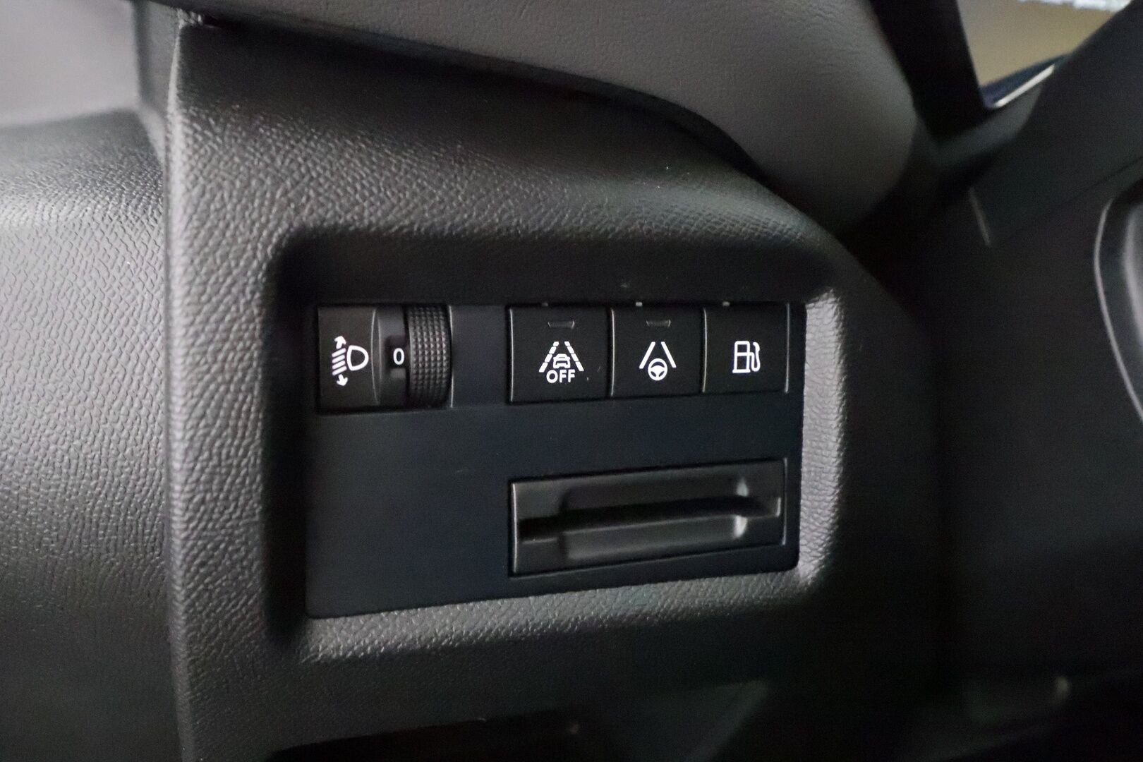 Citroen C5 Aircross 2022 Plug-in Hybrid 225 Comfort Selection ë-EAT8 * ACC / LED / P.Kamera / Navi / Kaistavahti / Koukku / Keyless * - Suomi-auto / Kahdet renkaat aluvanteilla