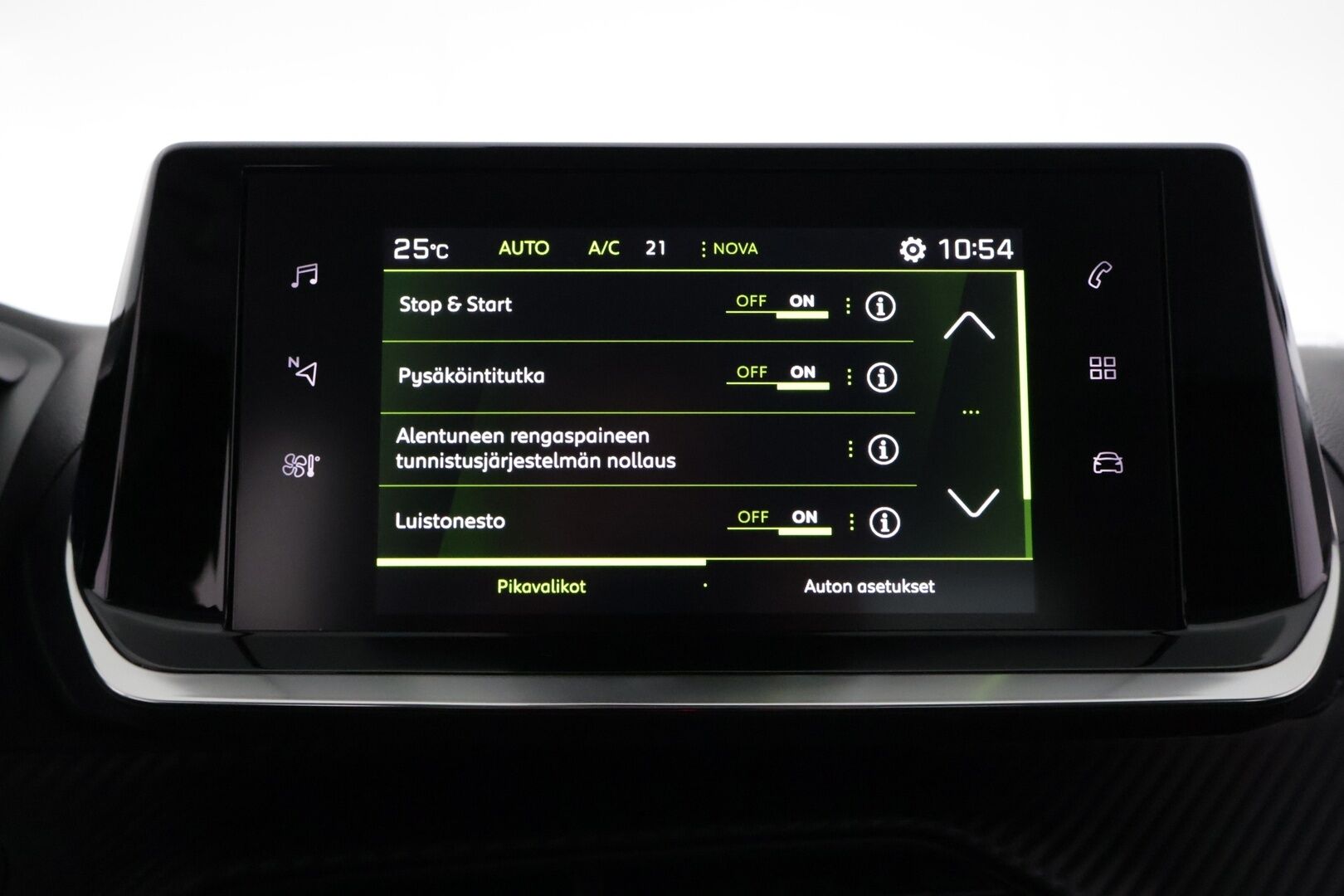 Peugeot 2008 2022 Allure Pack PureTech 130 EAT8-automaatti */ Suomi-auto / Adapt. vakkari / P.kamera / Koukku / Lohko / Carplay / 2x renkaat /* - *Kattavat varusteet / Särmä yksilö / Edulliset käyttökulut