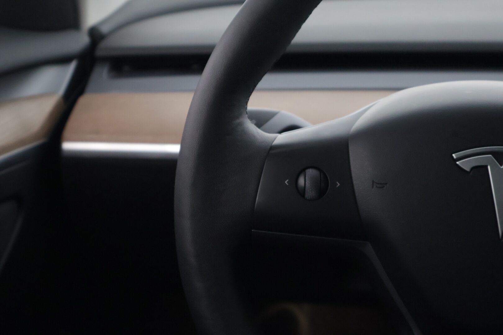 Tesla Model 3 2021 Long Range Dual Motor AWD Refresh* ILP / Kamera / Nahkasisusta / Lasikatto / Premiun äänentoisto * - Siisti nelikko Tesla 2xrenkailla!