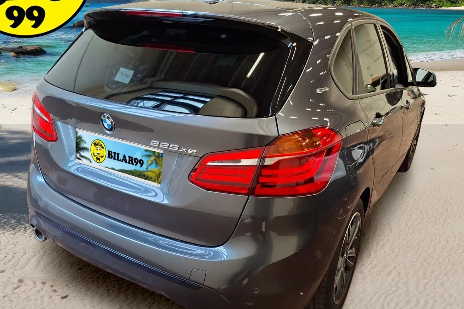 BMW 225 2019 F45 Active Tourer 225xe A - | HUD | HiFi | Sporttipenkit | P.Kamera | Vakkari | LED | Lämmitettävä Ratti | Sähkö Kontti |