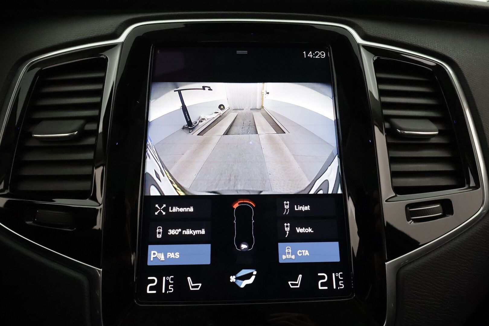 Volvo XC90 2022 T8 Inscription Expression ** HUD / H&K / Panorama / Webasto / 360 kamera / Koukku / Full LED / 7P / Muistipenkit / Keyless** - 2,99 % KORKOTARJOUS TÄHÄN AUTOON - Merkkihuollot / Apple&Android / VOC / Sporttipenkit