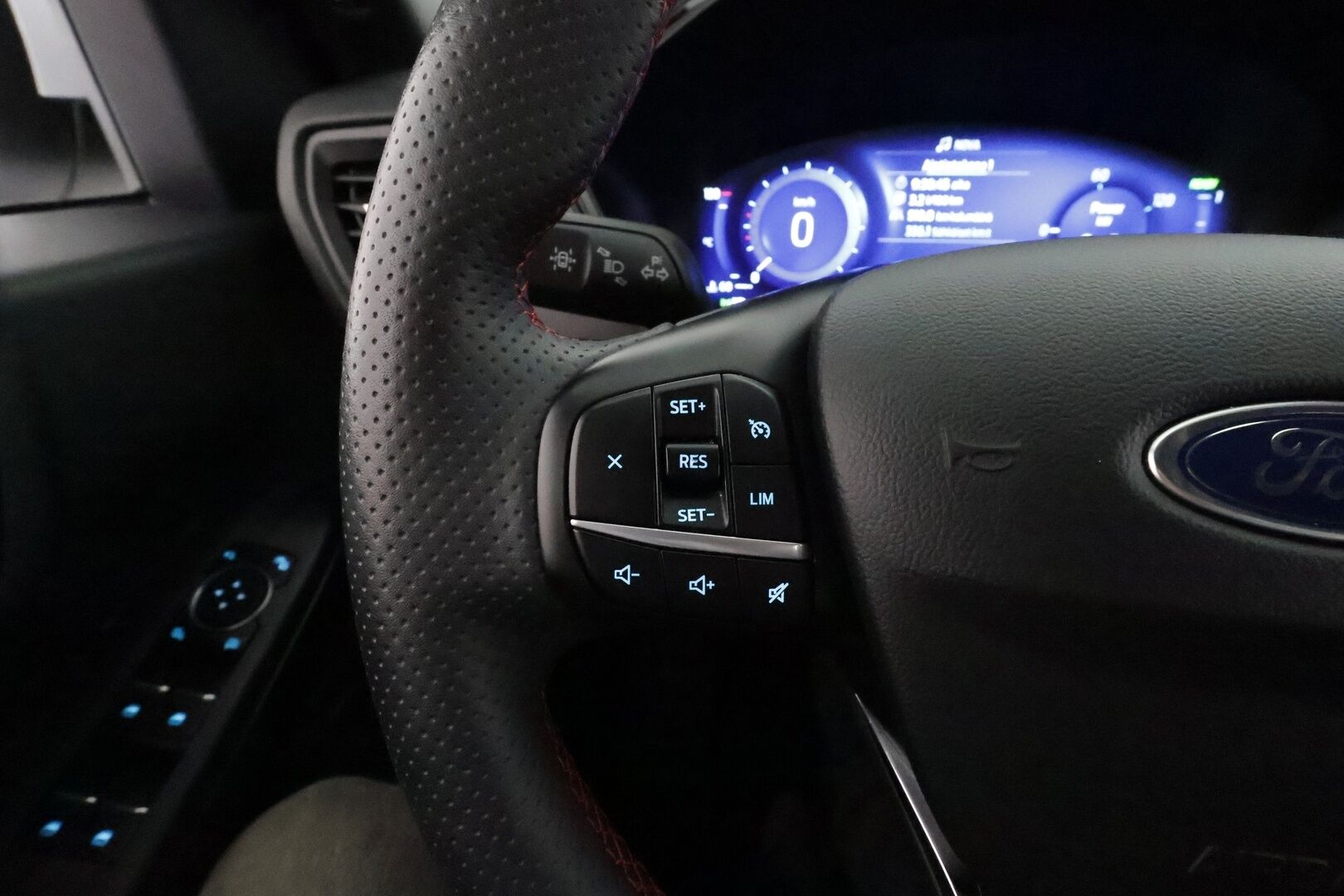 Ford Kuga 2020 2,5 PHEV 225hv CVT FWD ST-Line X **Bang&Olufsen / P.tutkat / Puolinahat / Digimittaristo**