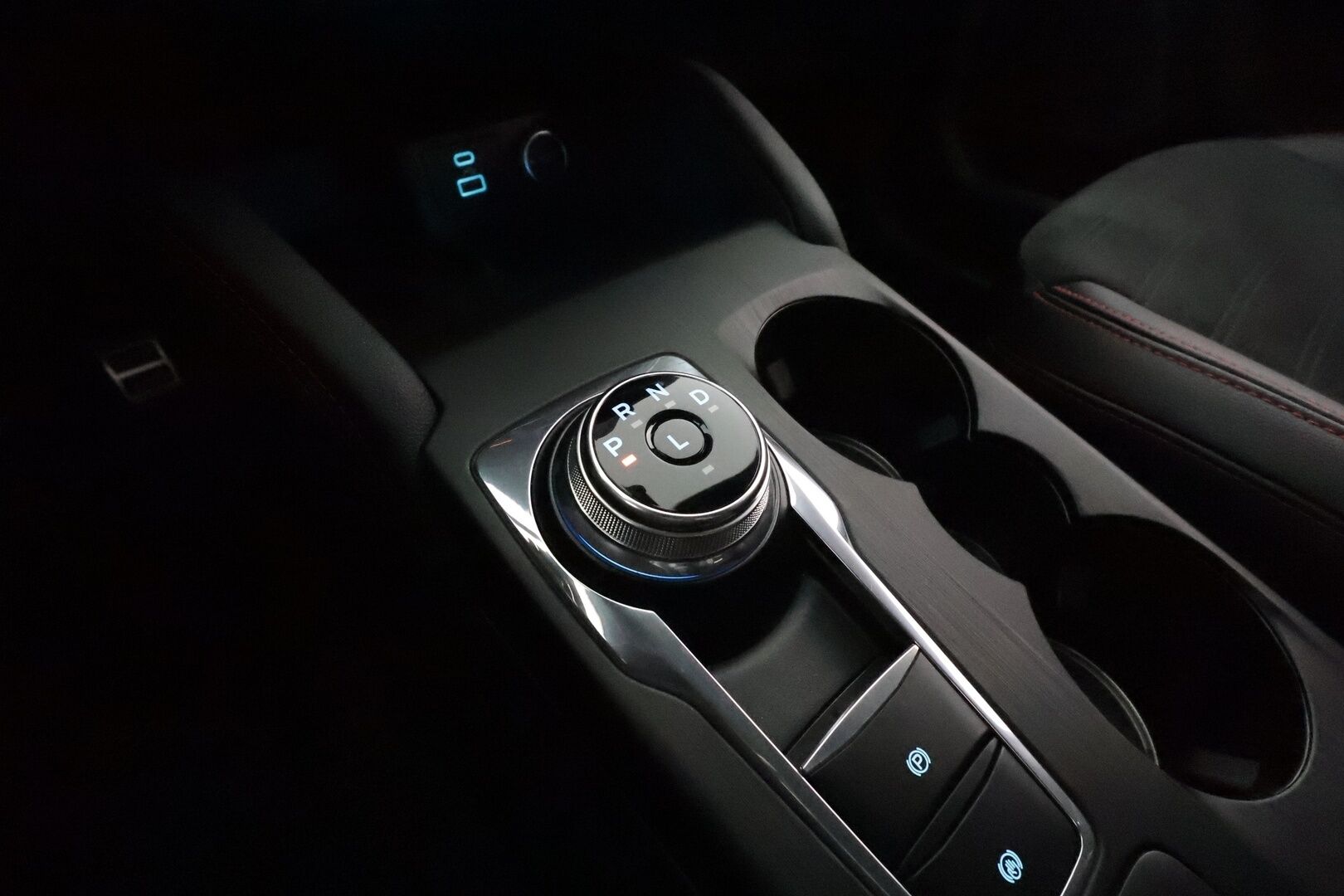 Ford Kuga 2020 2,5 PHEV 225hv CVT FWD ST-Line X **Bang&Olufsen / P.tutkat / Puolinahat / Digimittaristo**
