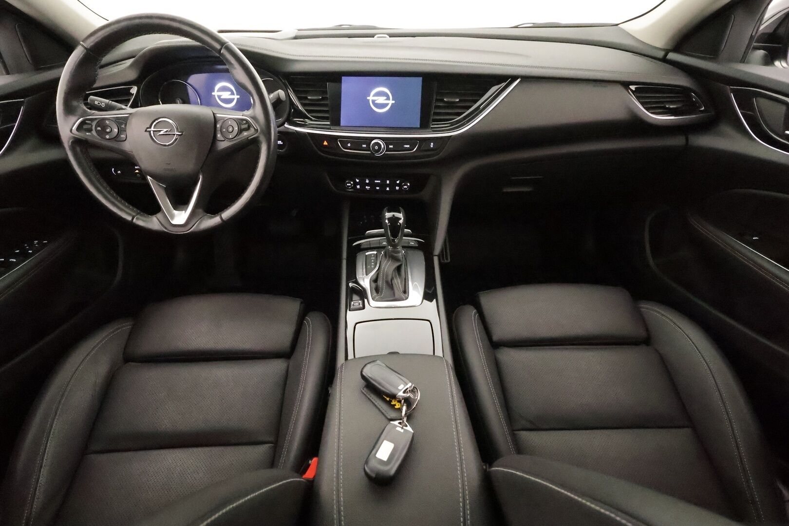 Opel Insignia 2022 Grand Sport Executive 175D ** HUD / Adapt.Vakkari / P.Kamera / LED-valot / Hierova&Ilmastoitu Sporttipenkki Muistilla ** - 1.Om Suomi-auto / 2x Renkaat