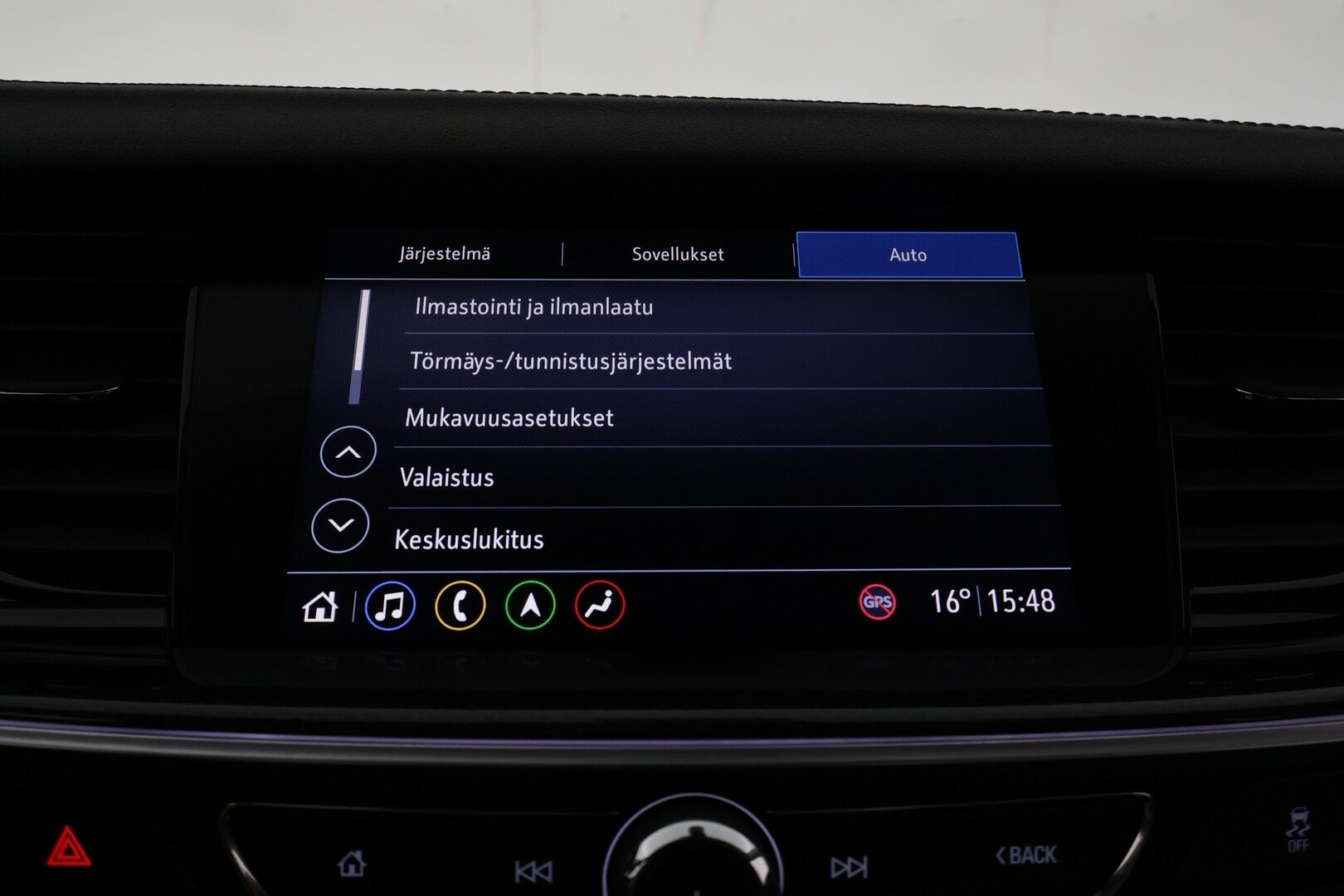Opel Insignia 2022 Grand Sport Executive 175D ** HUD / Adapt.Vakkari / P.Kamera / LED-valot / Hierova&Ilmastoitu Sporttipenkki Muistilla ** - 1.Om Suomi-auto / 2x Renkaat