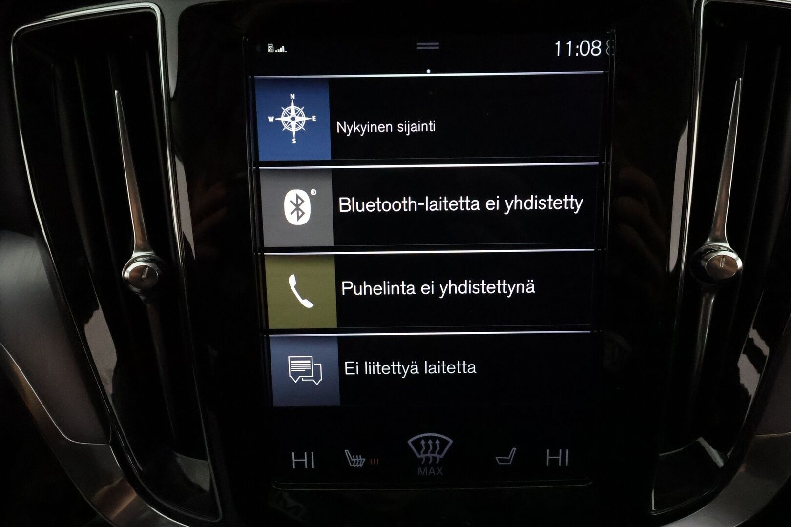Volvo V60 2019 D3 AWD Momentum aut *Webasto / ACC / Full-LED / P.Kamera / Navi / Kaistavahti / KeylessGO* - Kahdet Renkaat