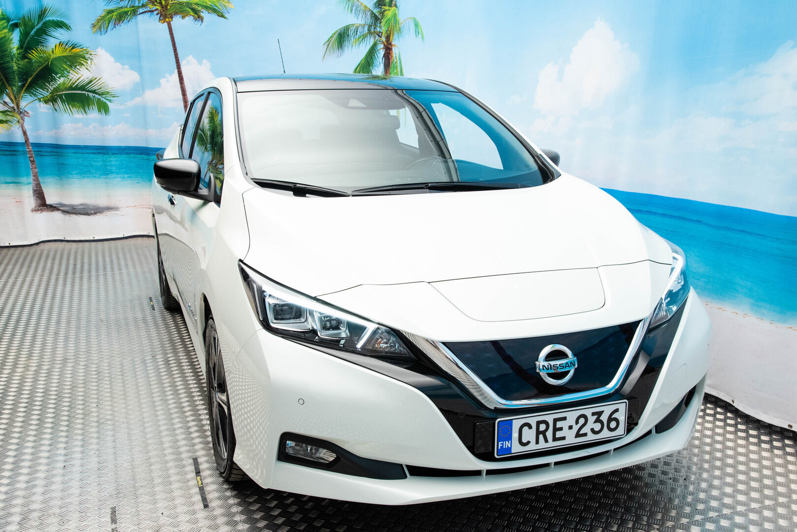 NISSAN LEAF 2018 40kWh Tekna */ Huippuvarusteet!* - Juuri saapunut! - HULLUT VÄLIPÄIVÄT KORKOTARJOUS 2,49%