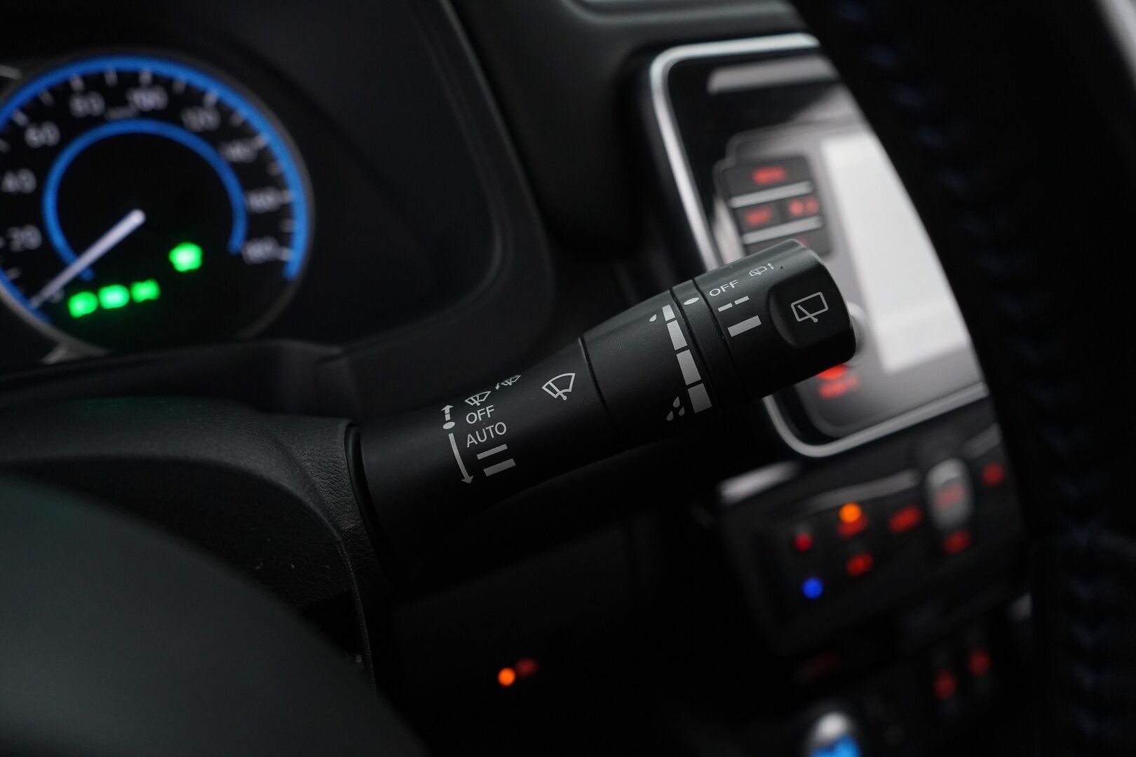 NISSAN LEAF 2018 40kWh Tekna *Bose / ILP / Nahat / 360 Kamera / ACC* - Suomi-auto / Kahdet renkaat / Huippuvarusteet