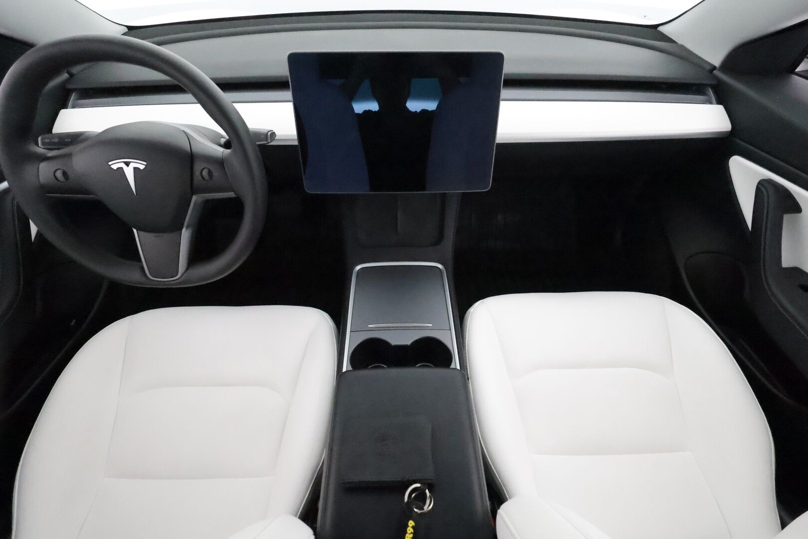 TESLA MODEL 3 2021 Standard Range Plus **Lasikatto / Lämpöpumppu / Koukku / Adapt.Vakkari / Matrix-LED / P.kamera / Muistipenkki / Navi** - 2x Latauskaapelit