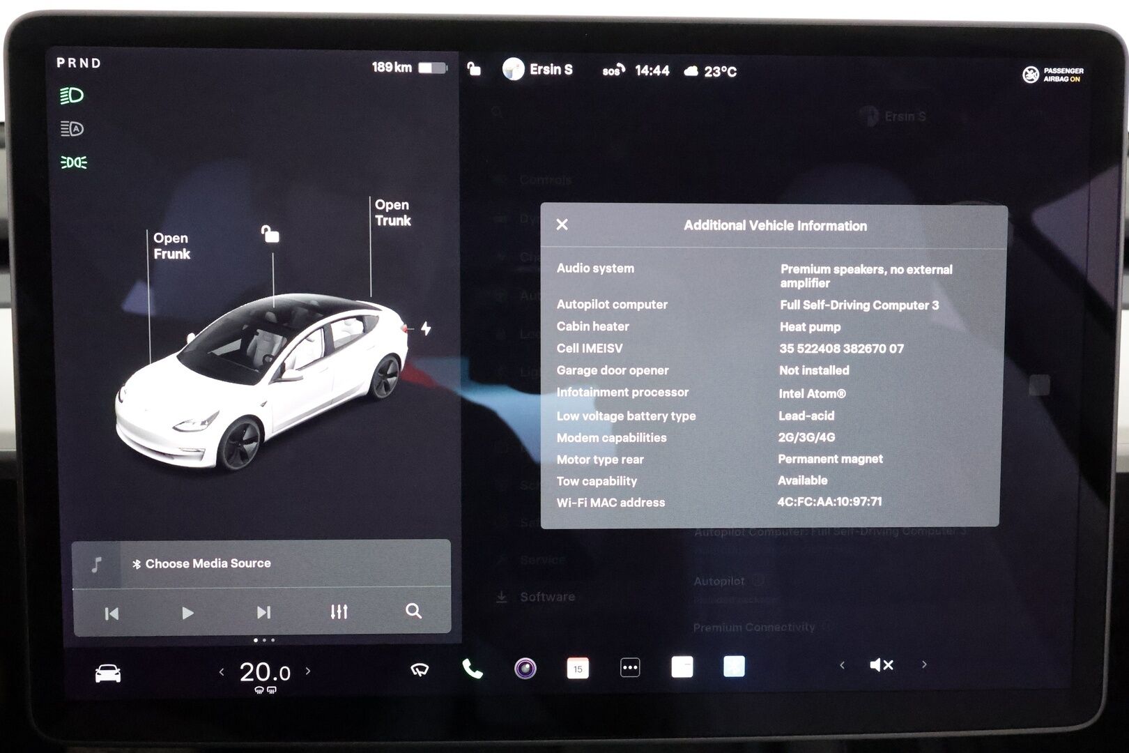TESLA MODEL 3 2021 Standard Range Plus **Lasikatto / Lämpöpumppu / Koukku / Adapt.Vakkari / Matrix-LED / P.kamera / Muistipenkki / Navi** - 2x Latauskaapelit