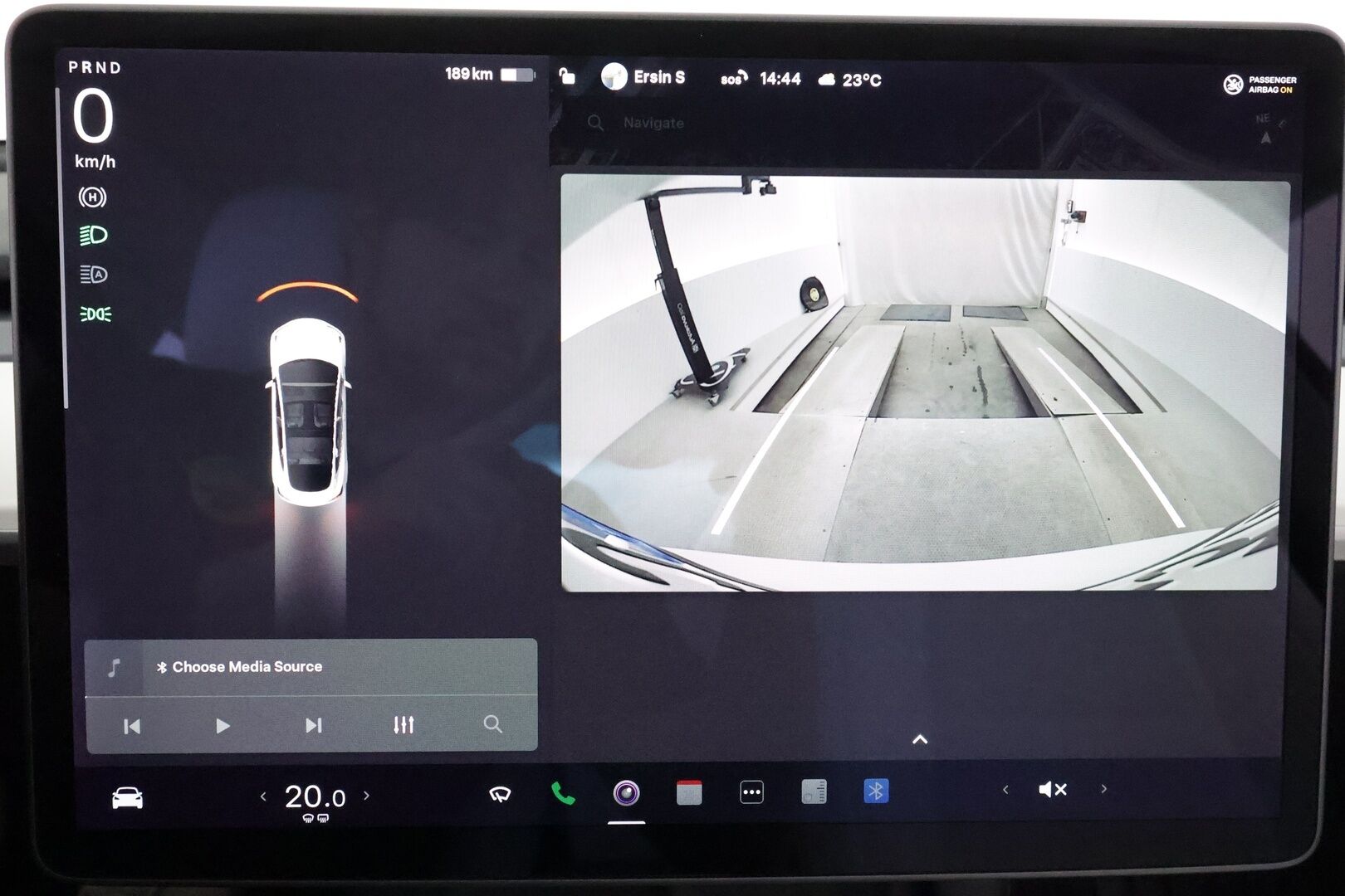 TESLA MODEL 3 2021 Standard Range Plus **Lasikatto / Lämpöpumppu / Koukku / Adapt.Vakkari / Matrix-LED / P.kamera / Muistipenkki / Navi** - 2x Latauskaapelit