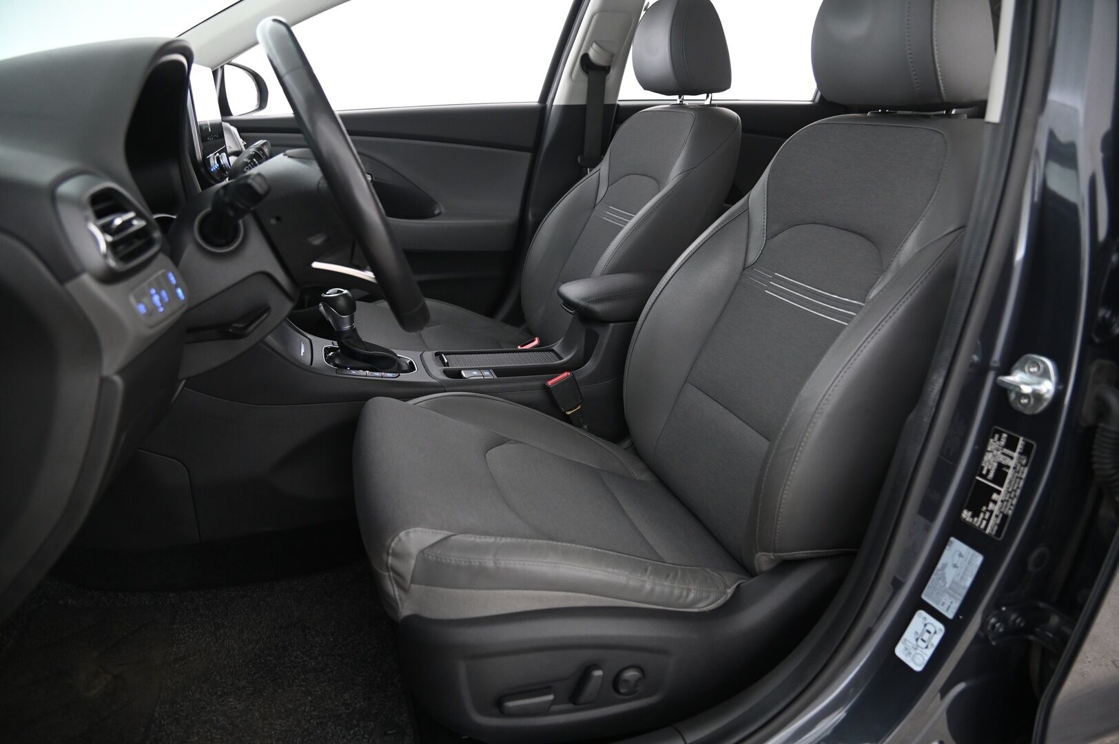 Hyundai i30 Wagon 2022 1,5 T-GDI 159 hv 48V hybrid 7-DCT-aut Style *1.Om Suomi-Auto / Vakkari / Ratinlämmitys / P-Kamera / Tutkat / Navi / Digimittaristo / Kessy* - *Juuri saapunut / Lohko+pistoke / Sisätilalämmitin / Blue link / 2X renkaat / Siisti*