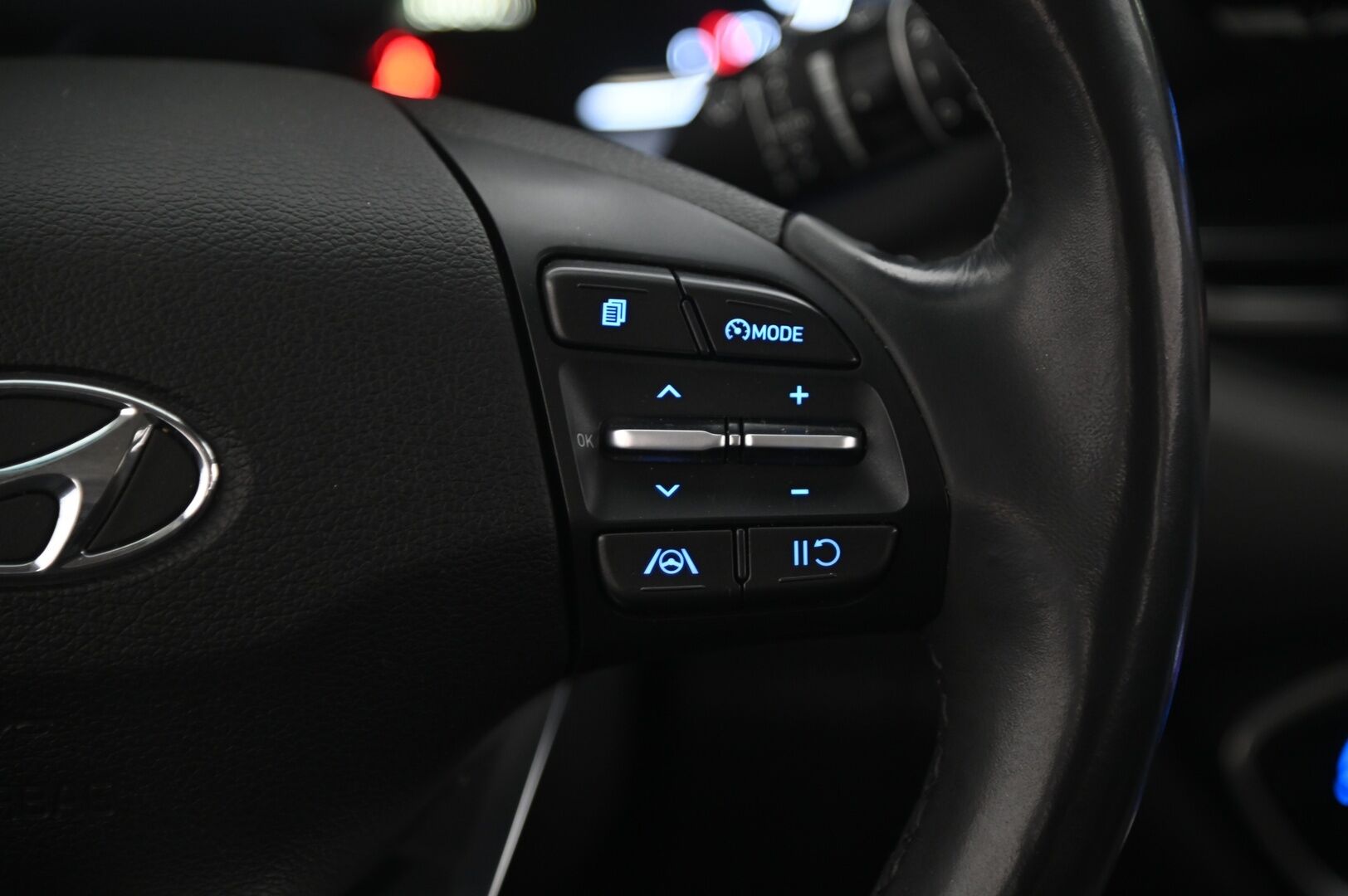 Hyundai i30 Wagon 2022 1,5 T-GDI 159 hv 48V hybrid 7-DCT-aut Style *1.Om Suomi-Auto / Vakkari / Ratinlämmitys / P-Kamera / Tutkat / Navi / Digimittaristo / Kessy* - *Juuri saapunut / Lohko+pistoke / Sisätilalämmitin / Blue link / 2X renkaat / Siisti*