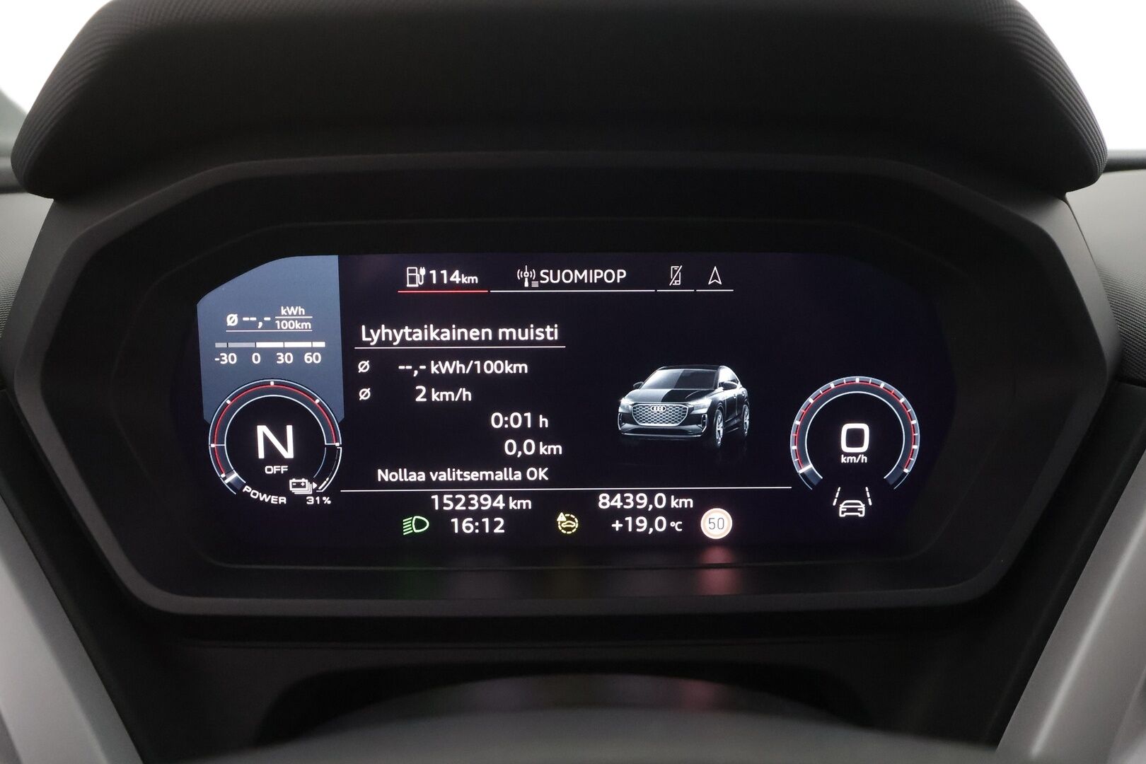Audi Q4 e-tron 2022 40 e-tron - | ACC | ILP | P.Kamera | LED | Digimittaristo | Apple&Android | 1.Om Suomi-auto | Merkkihuollettu | Kahdet Renkaat |
