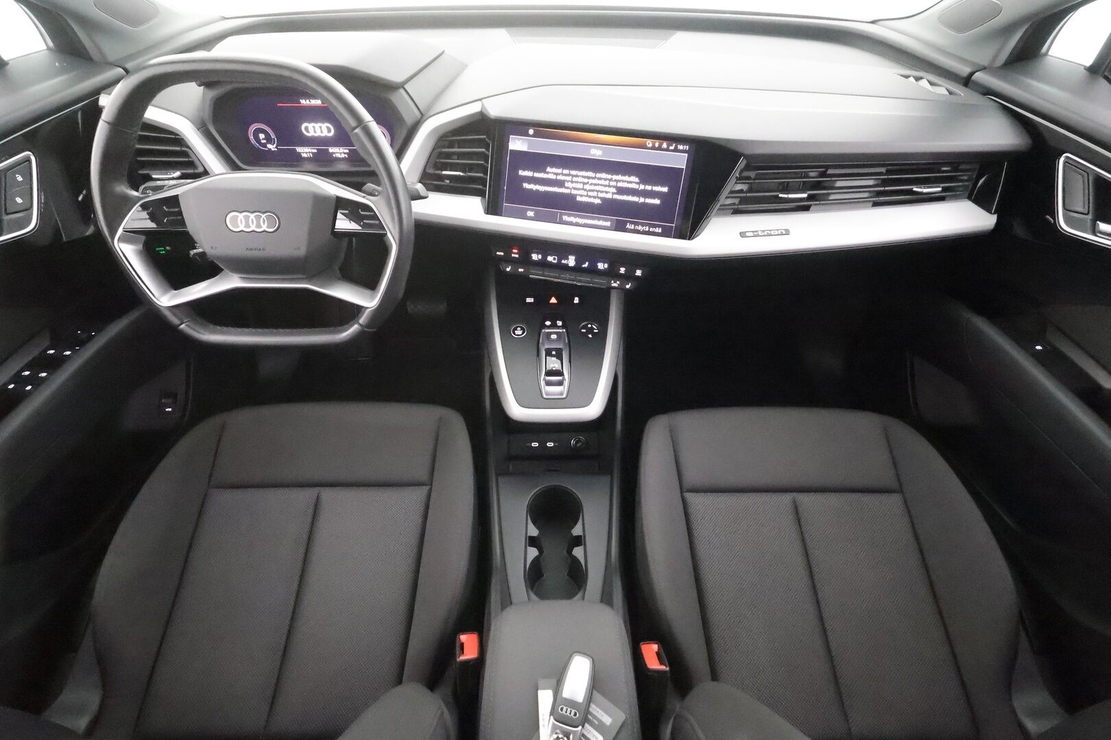 Audi Q4 e-tron 2022 40 e-tron - | ACC | ILP | P.Kamera | LED | Digimittaristo | Apple&Android | 1.Om Suomi-auto | Merkkihuollettu | Kahdet Renkaat |