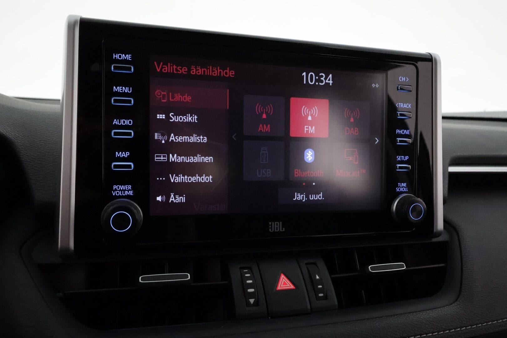 Toyota RAV4 2019 2,5 Hybrid AWD-i Premium **ACC / JBL / LED / 360° Kamera / Ilmastoitu Muistipenkki / Navi  / Sisätilanlämmitin** - 3,99 % KORKOTARJOUS TÄHÄN AUTOON 21.9. ASTI! - Kahdet Renkaat