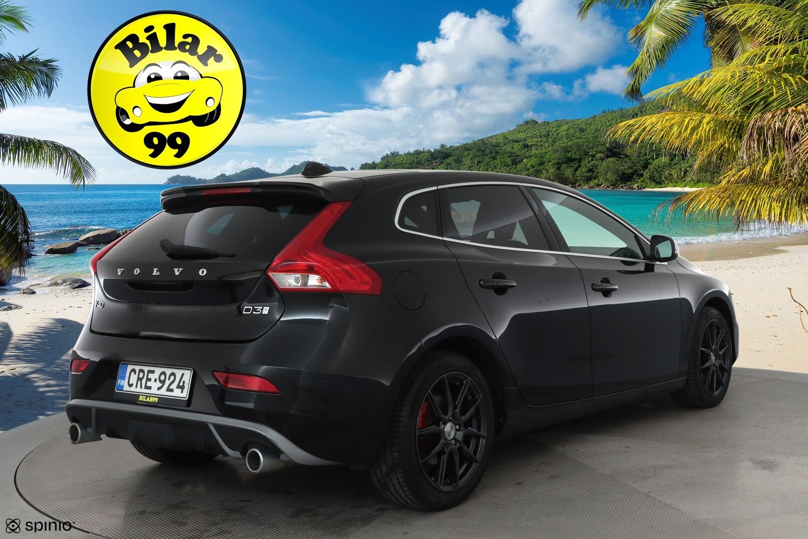Volvo V40 2019 D3 R-Design aut **Vakkari / Panorama / H&K / P.kamera / Nahat / Digimittaristo / Lämmitettävä tuulilasi / Navi** - Kahdet renkaat aluvanteilla