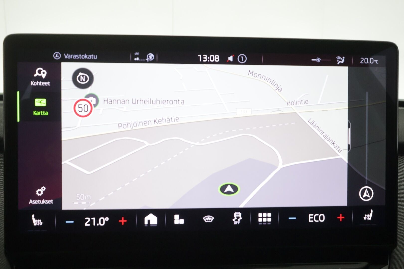 Skoda Enyaq 2022 60 iV - | ILP | ACC | LED | P.Kamera | Puolinahat | Navi | Kaistavahti | Keyless | Digimittaristo | 1-om Suomi-auto | Merkkihuollot | Kahdet renkaat | 2x Latauskaapelit |