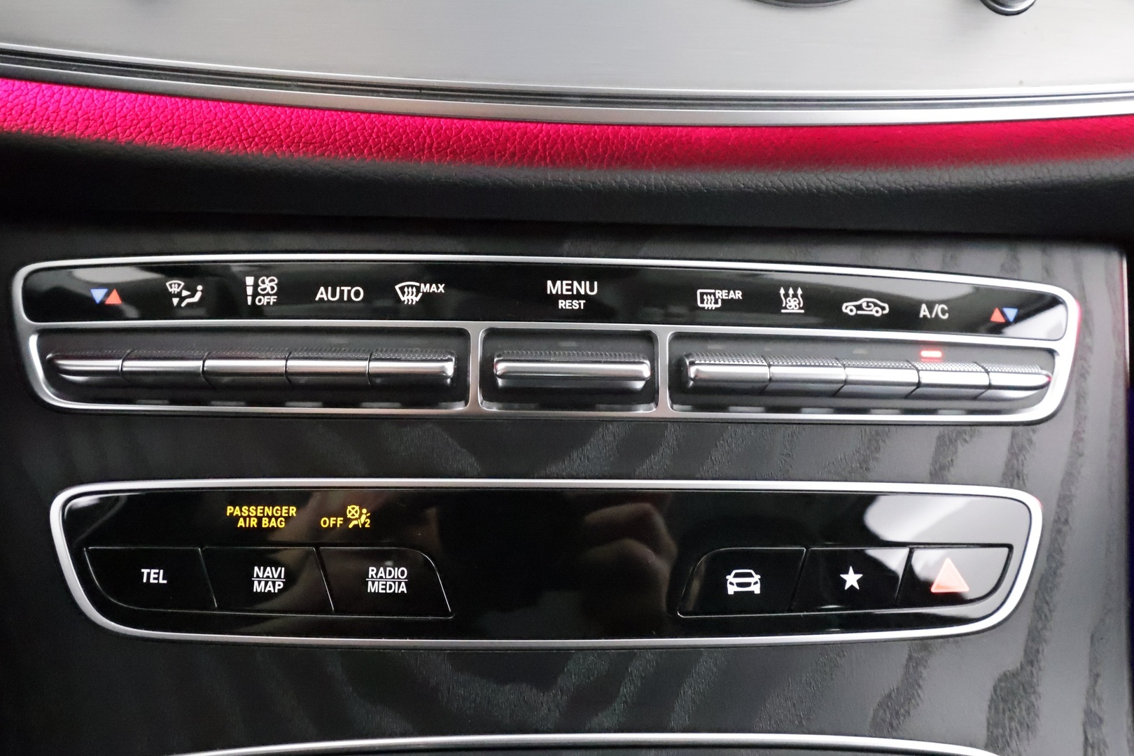 Mercedes-Benz E 2022 220 d Edition 4MATIC A * Widescreen / Webasto / Koukku / LED / 360 Kamera / Sportpenkit / Navi / Keyless * - Suomi-auto / Kahdet renkaat - HULLUT JOULUT KORKOTARJOUS 2,49% 