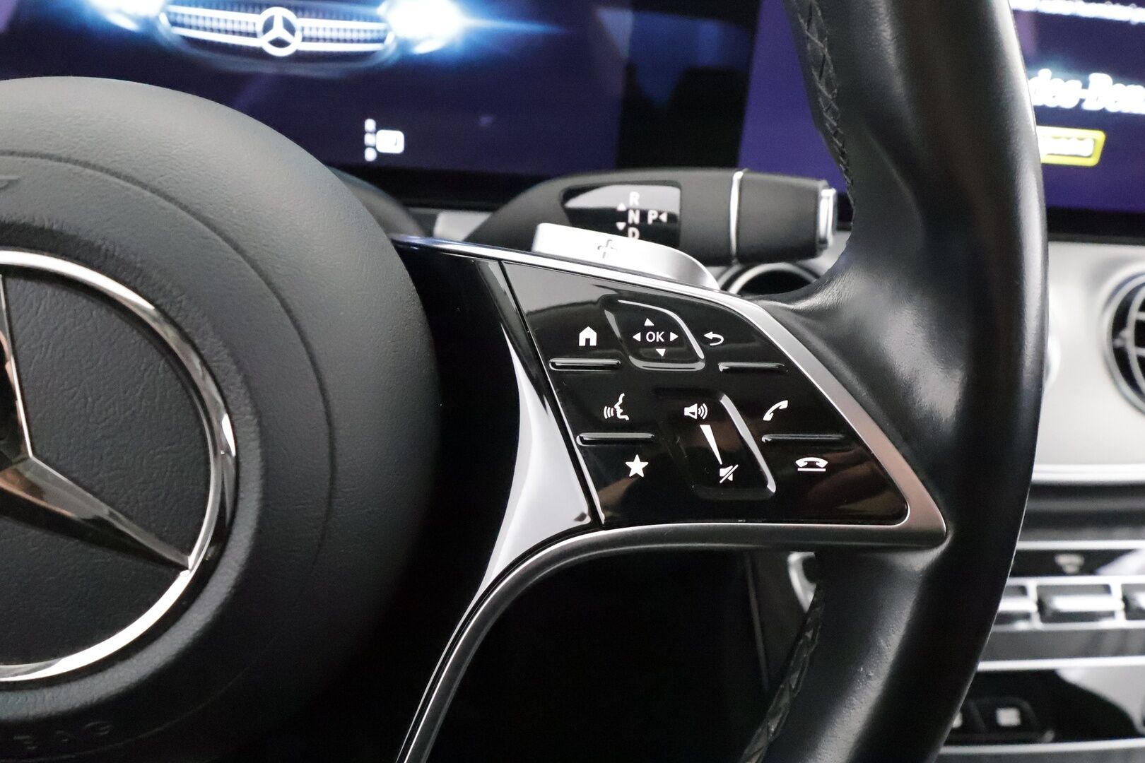 Mercedes-Benz E 2022 220 d Edition 4MATIC A * Widescreen / Webasto / Koukku / LED / 360 Kamera / Sportpenkit / Navi / Keyless * - Suomi-auto / Kahdet renkaat - HULLUT JOULUT KORKOTARJOUS 2,49% 