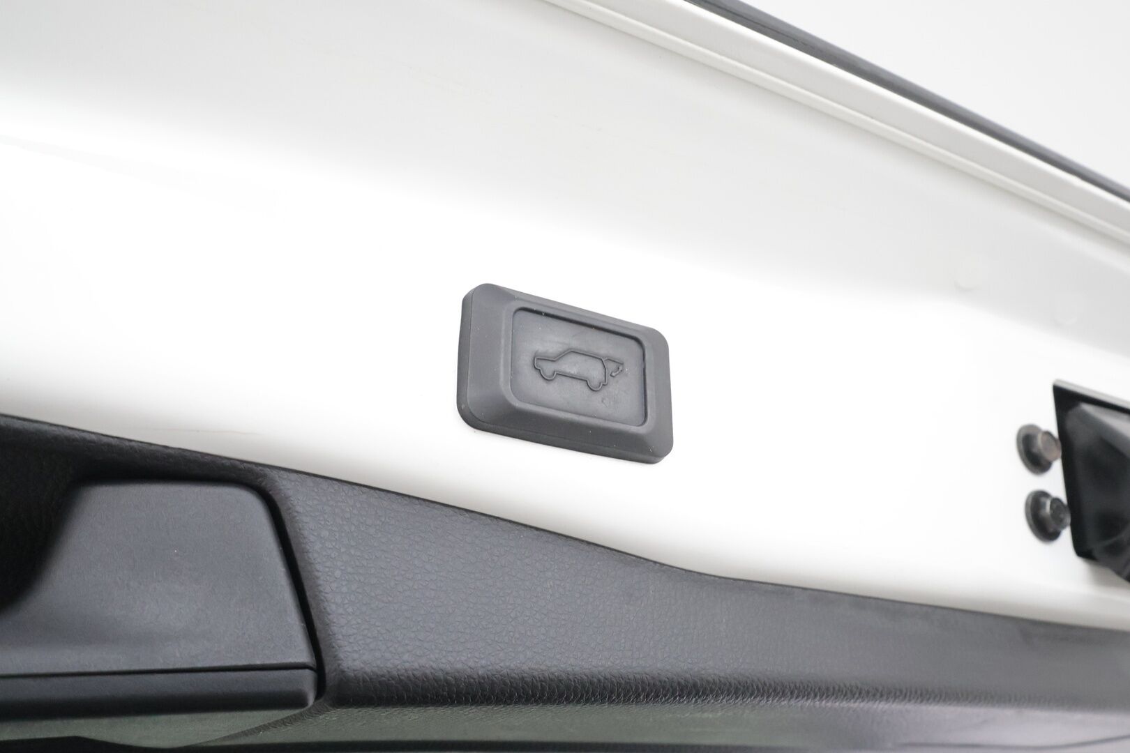 Toyota RAV4 2022 2,0 VVT-iE AWD Active * ACC / LED / P.Kamera / Sisätilanlämmitin / Navi / Kaistahti / Koukku * - 1-om Suomi-auto / Kahdet renkaat / Merkkihuollot 