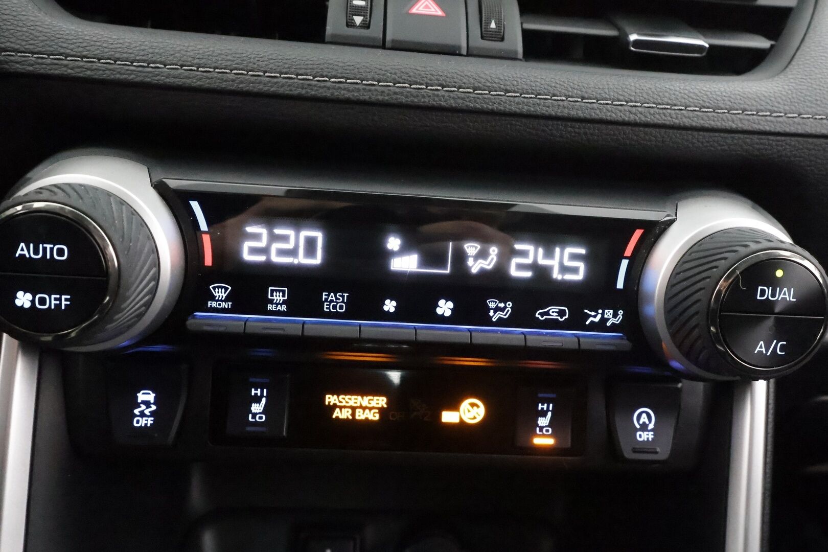 Toyota RAV4 2022 2,0 VVT-iE AWD Active * ACC / LED / P.Kamera / Sisätilanlämmitin / Navi / Kaistahti / Koukku * - 1-om Suomi-auto / Kahdet renkaat / Merkkihuollot 