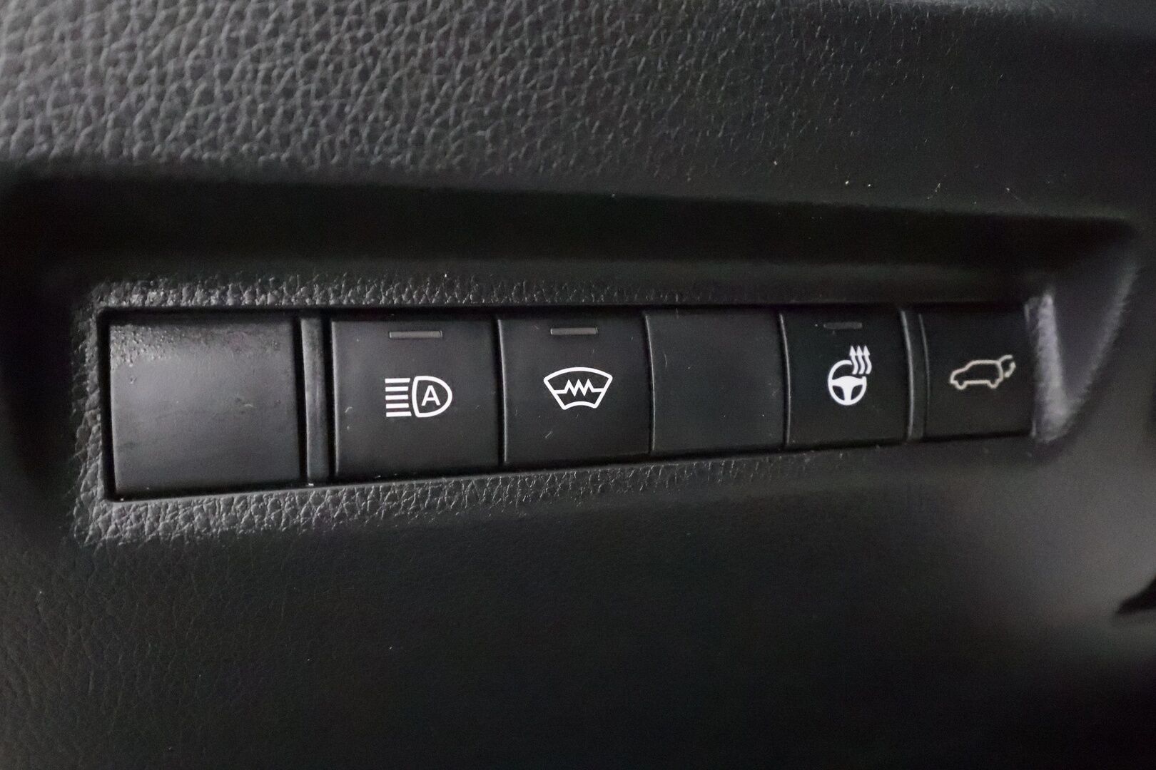 Toyota RAV4 2022 2,0 VVT-iE AWD Active * ACC / LED / P.Kamera / Sisätilanlämmitin / Navi / Kaistahti / Koukku * - 1-om Suomi-auto / Kahdet renkaat / Merkkihuollot 