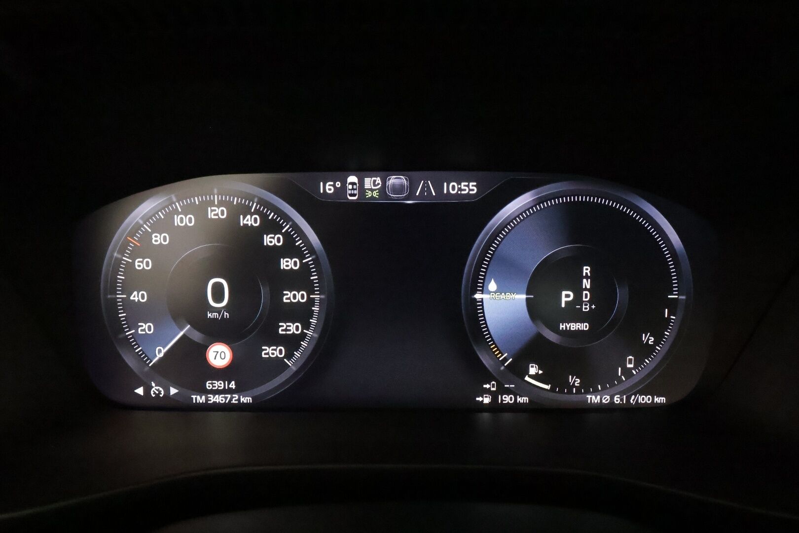 Volvo XC40 2022 T4 TwE Business Inscription Expression Edition aut **Webasto / P.kamera / Koukku / KeylessGo** - 1.om Suomi-auto / Akku kuntotarkastettu / Merkkihuollettu / Peruutuskamera / Kahdet renkaat aluvanteilla