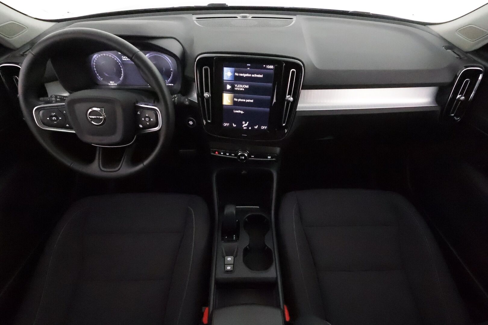 Volvo XC40 2022 T4 TwE Business Inscription Expression Edition aut **Webasto / P.kamera / Koukku / KeylessGo** - 1.om Suomi-auto / Akku kuntotarkastettu / Merkkihuollettu / Peruutuskamera / Kahdet renkaat aluvanteilla