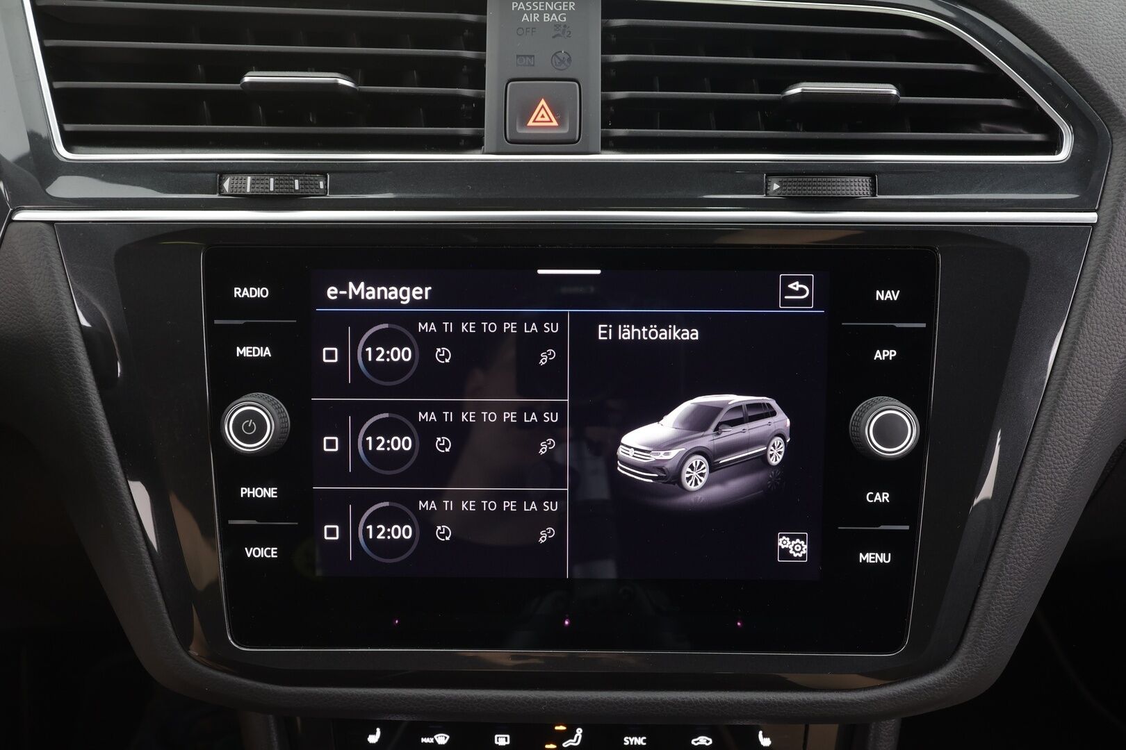 Volkswagen Tiguan 2022 R-Line eHybrid 180 kW DSG-automaatti - | ACC | IQ.Light | Koukku | Travel assist | P.kamera | Navi | Digimittaristo | Sähk. takaluukku | Keyless | Merkkihuollot | ALV | 