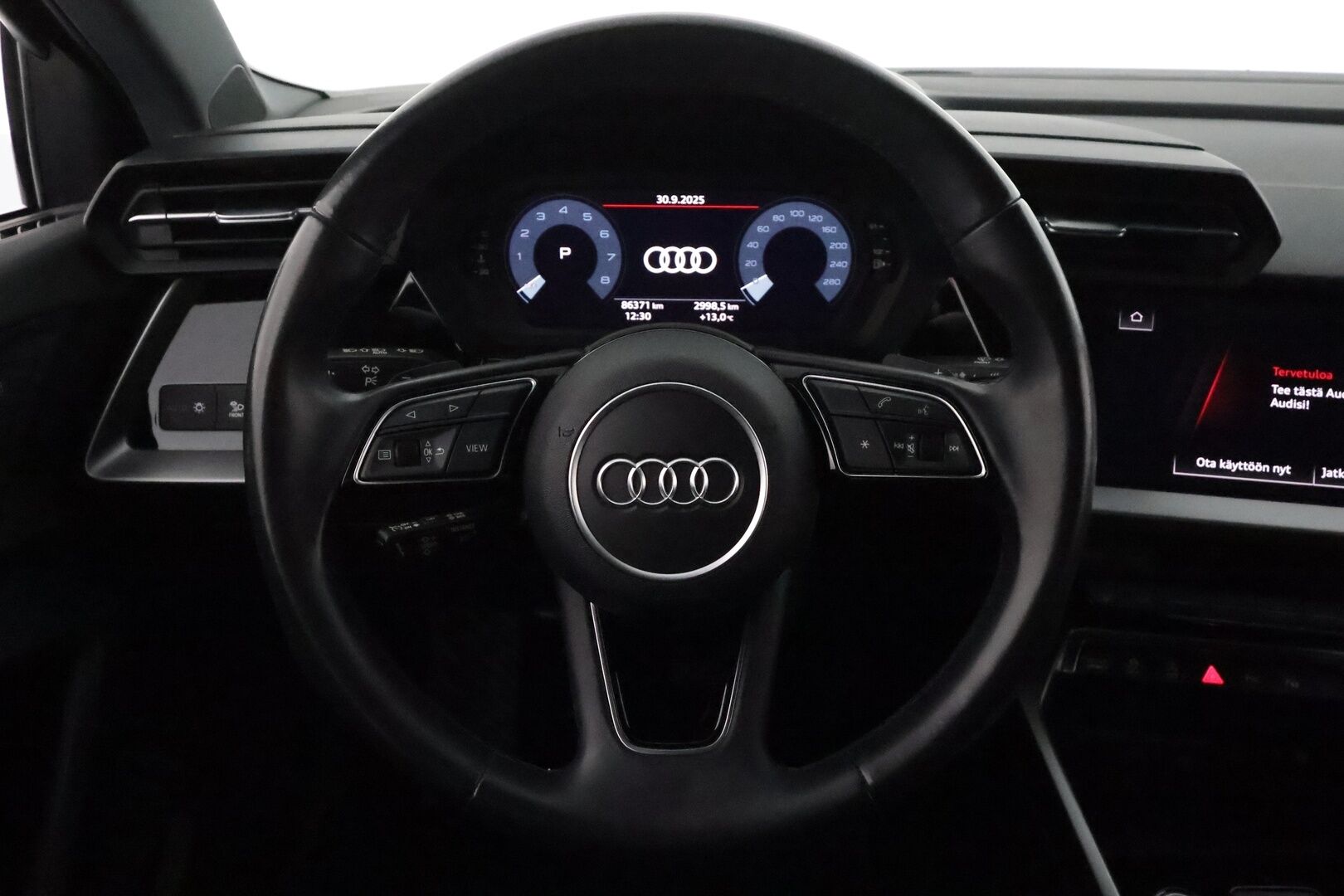 Audi A3 2022 Business 35 TFSI 110 kW MHEV S tronic *ACC / Webasto / LED / P.tutkat / Sporttipenkit / Digimittaristo* - 1.Om Suomi-auto / Kahdet renkaat aluvanteilla / Merkkihuollettu