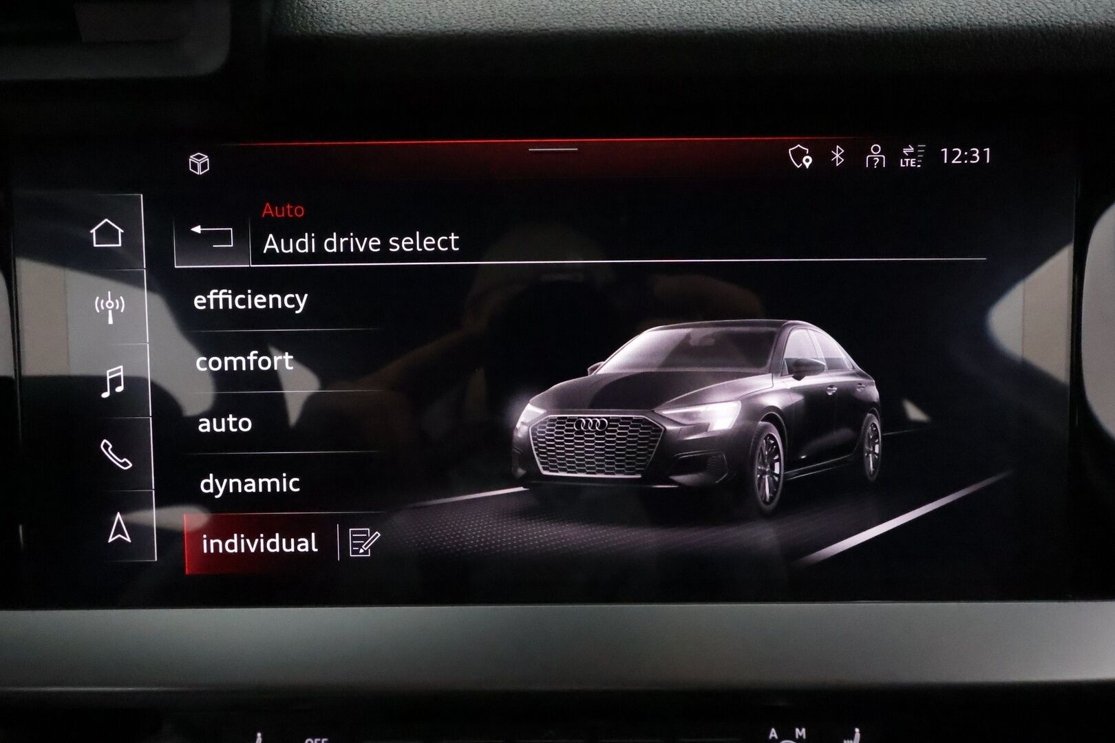 Audi A3 2022 Business 35 TFSI 110 kW MHEV S tronic *ACC / Webasto / LED / P.tutkat / Sporttipenkit / Digimittaristo* - 1.Om Suomi-auto / Kahdet renkaat aluvanteilla / Merkkihuollettu - Osta nyt, maksa vasta ensi vuonna