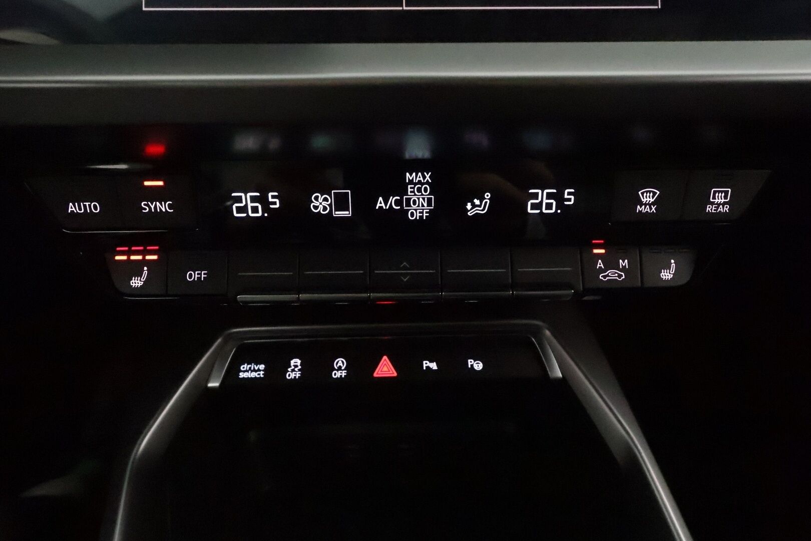 Audi A3 2022 Business 35 TFSI 110 kW MHEV S tronic *ACC / Webasto / LED / P.tutkat / Sporttipenkit / Digimittaristo* - 1.Om Suomi-auto / Kahdet renkaat aluvanteilla / Merkkihuollettu - Osta nyt, maksa vasta ensi vuonna