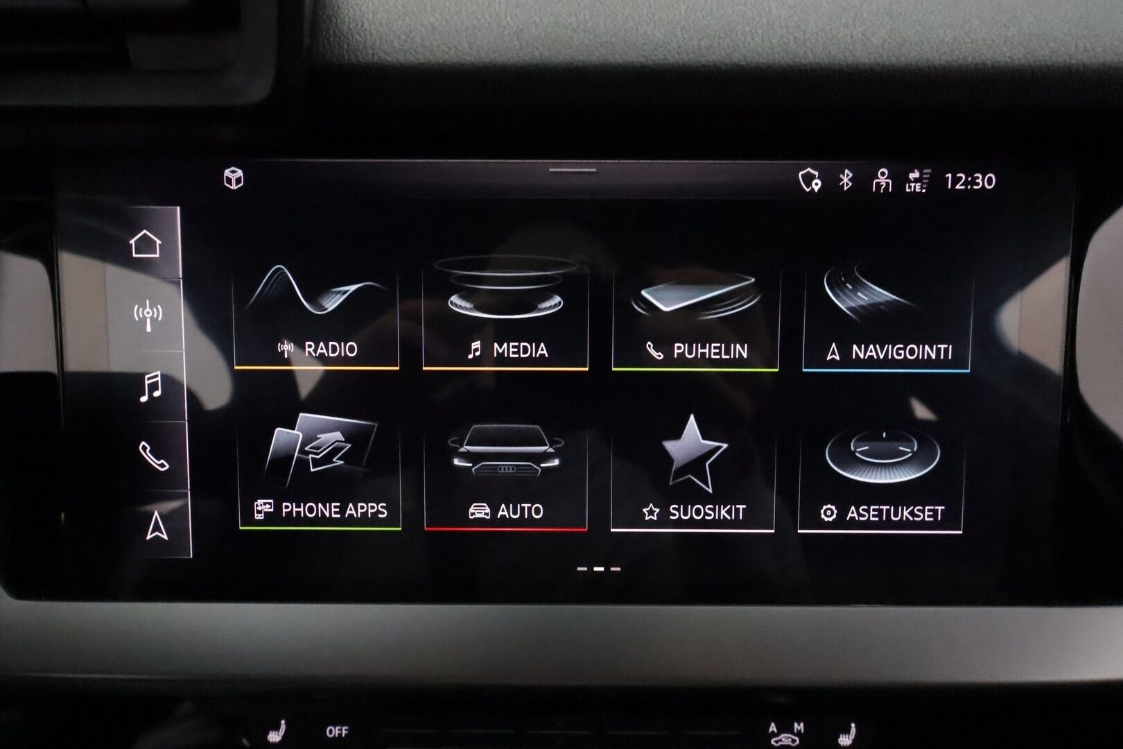 Audi A3 2022 Business 35 TFSI 110 kW MHEV S tronic *ACC / Webasto / LED / P.tutkat / Sporttipenkit / Digimittaristo* - 1.Om Suomi-auto / Kahdet renkaat aluvanteilla / Merkkihuollettu - HULLUT VÄLIPÄIVÄT KORKOTARJOUS 2,49%