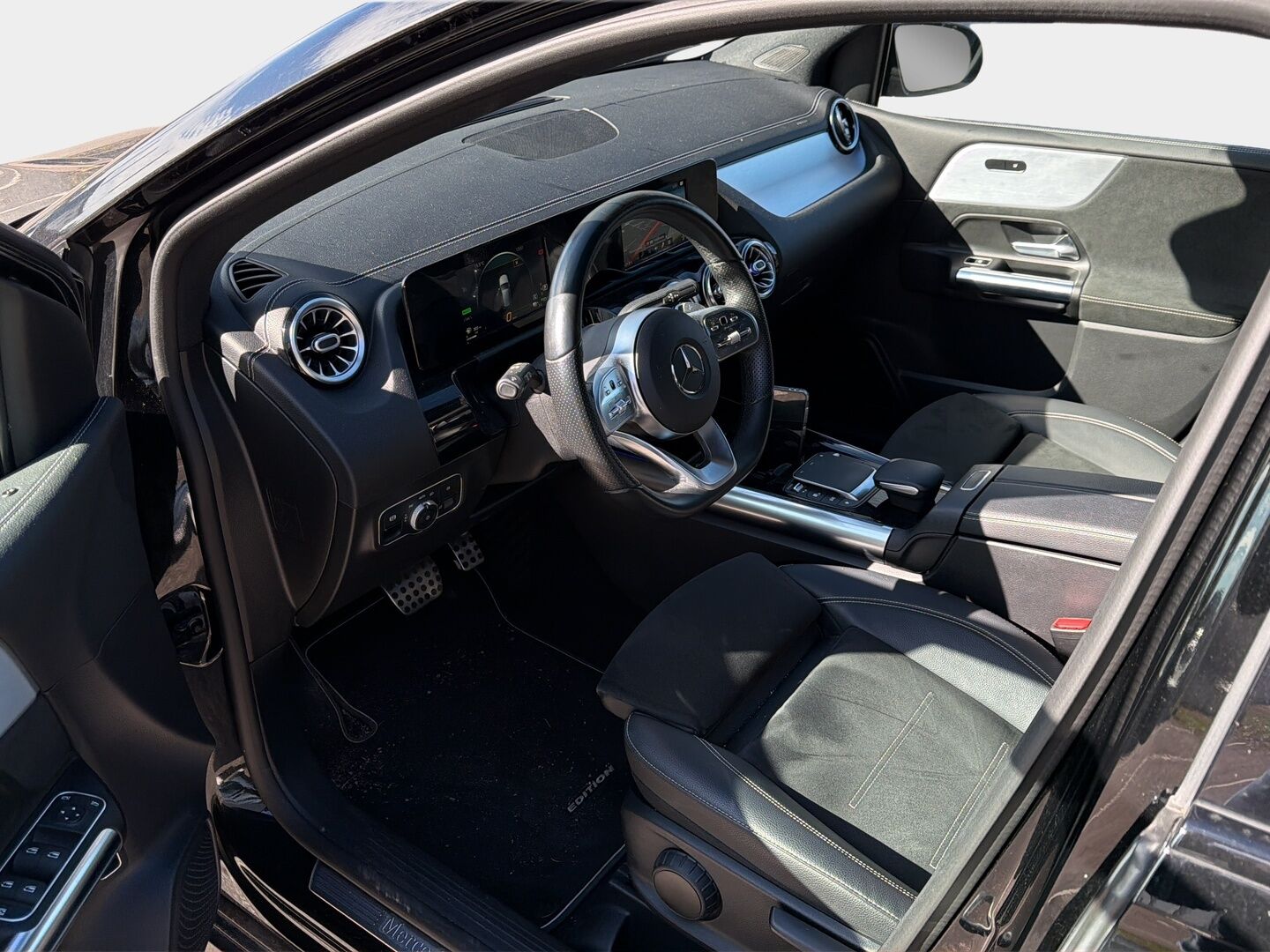 Mercedes-Benz B 2021 250 e A Business AMG EQ Power - Nahka-Alcantara | Digimittari | Vakkari | Apple&Android | LED High Performance | Juuri tullut Tampereelle! 