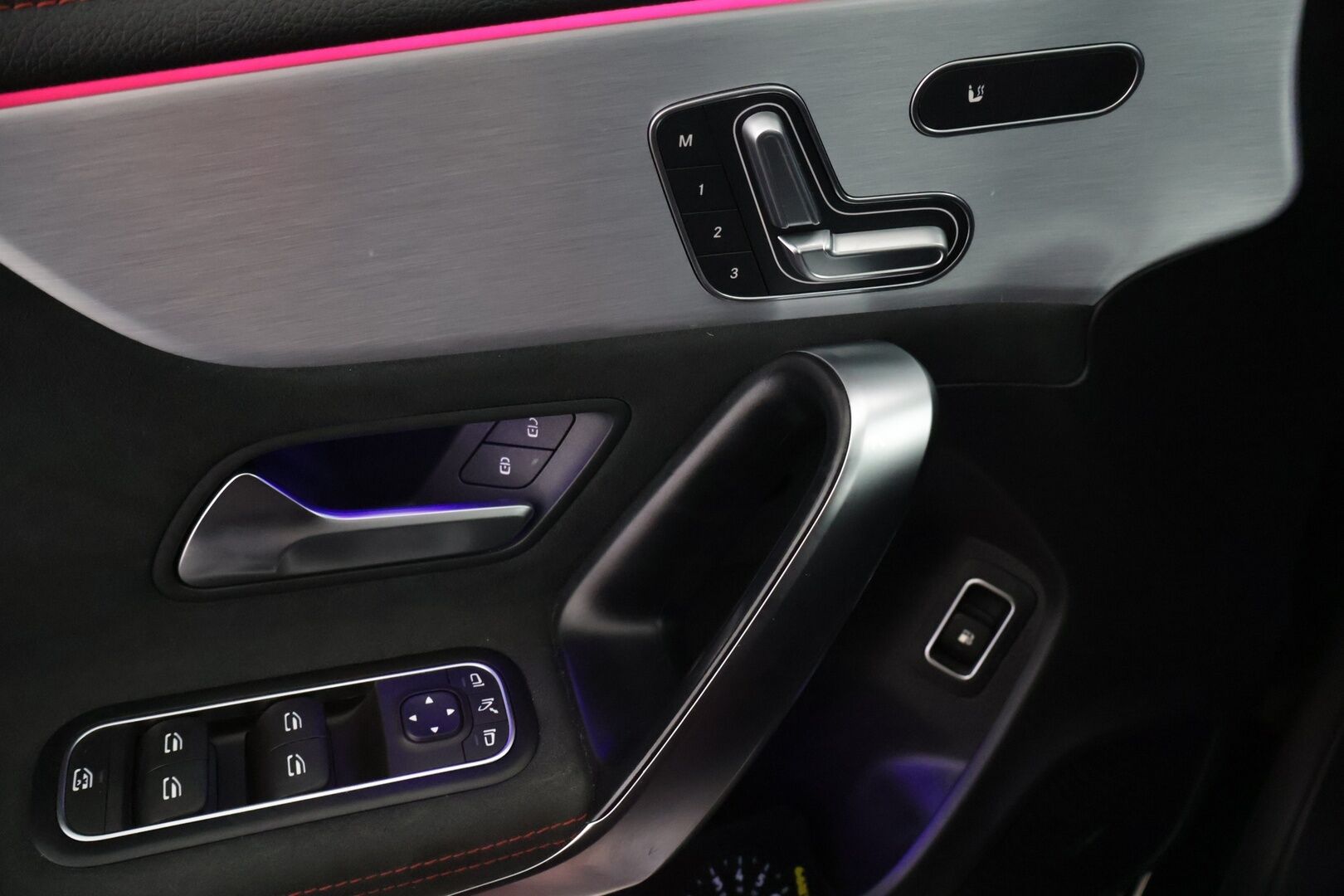 Mercedes-Benz CLA 2022 250 e A Shooting Brake Business AMG Edition - Suomi-auto | Widescreen | P.Kamera | Muistipenkit | Multibeam-LED | Ambient