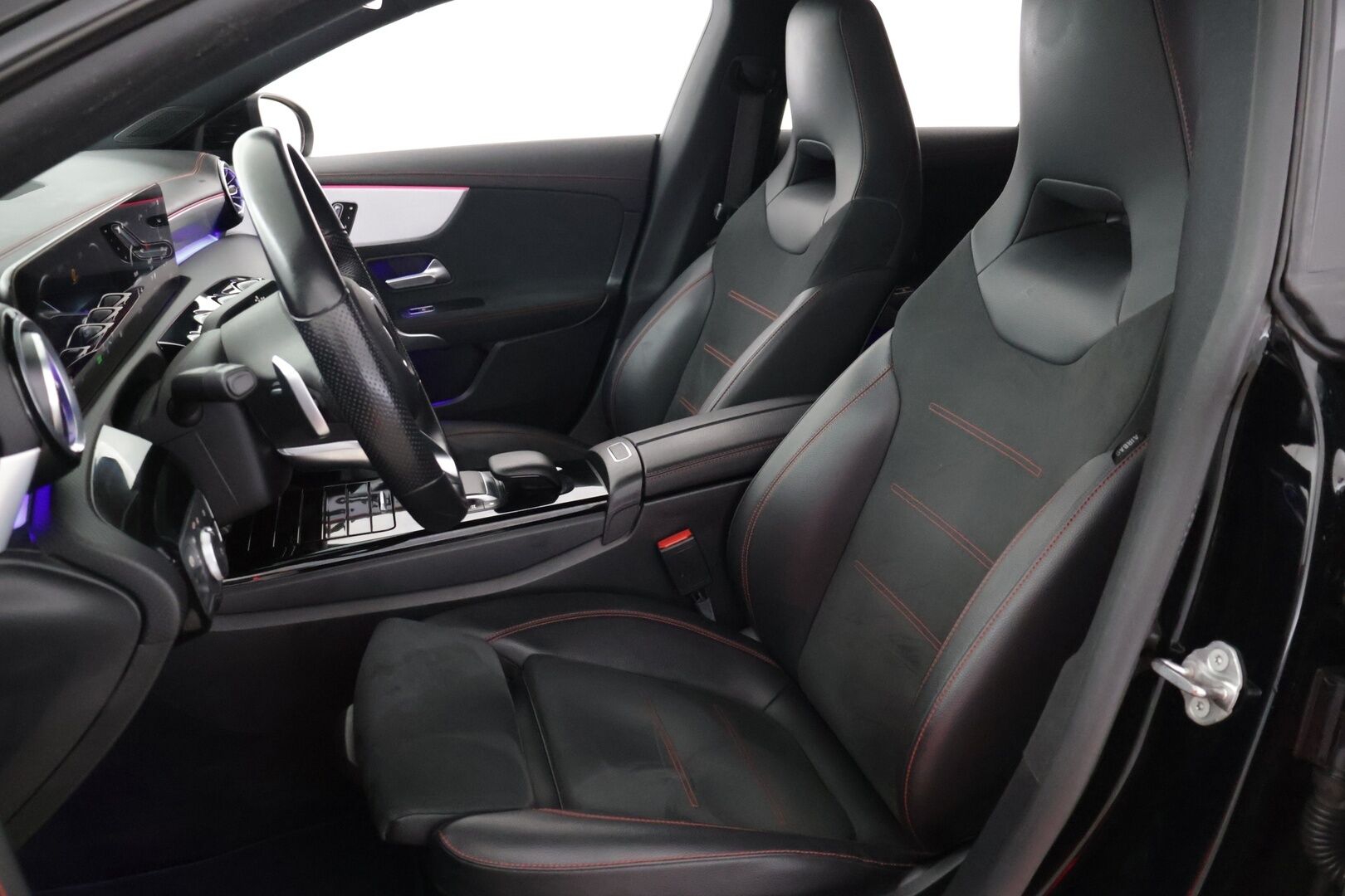 Mercedes-Benz CLA 2022 250 e A Shooting Brake Business AMG Edition - Suomi-auto | Widescreen | P.Kamera | Muistipenkit | Multibeam-LED | Ambient