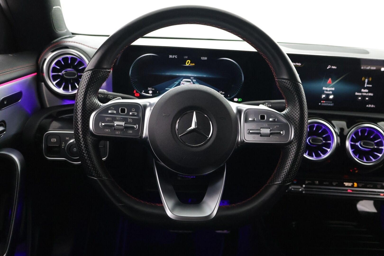 Mercedes-Benz CLA 2022 250 e A Shooting Brake Business AMG Edition - Suomi-auto | Widescreen | P.Kamera | Muistipenkit | Multibeam-LED | Ambient