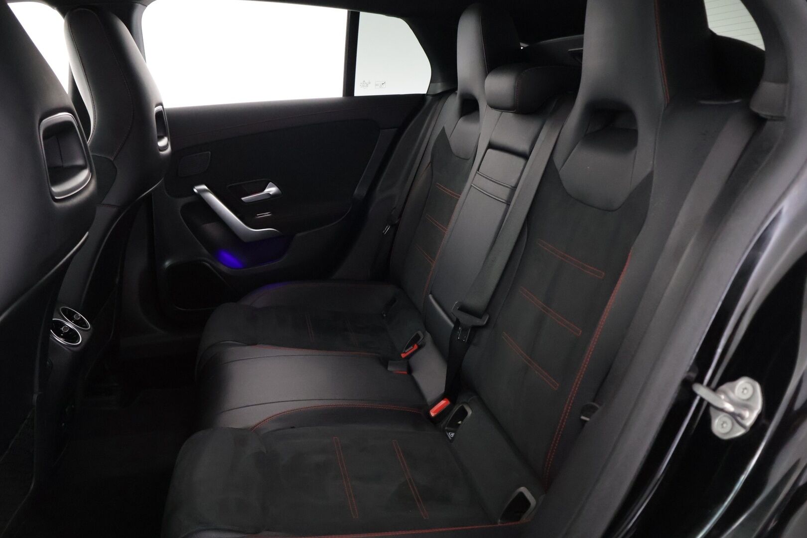 Mercedes-Benz CLA 2022 250 e A Shooting Brake Business AMG Edition - Suomi-auto | Widescreen | P.Kamera | Muistipenkit | Multibeam-LED | Ambient