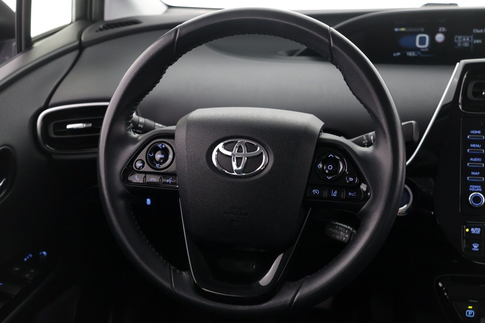 Toyota Prius 2022 AWD-i Active - | ACC! | LOHKO! | HUD! | JBL! | Huippuvarusteet! |