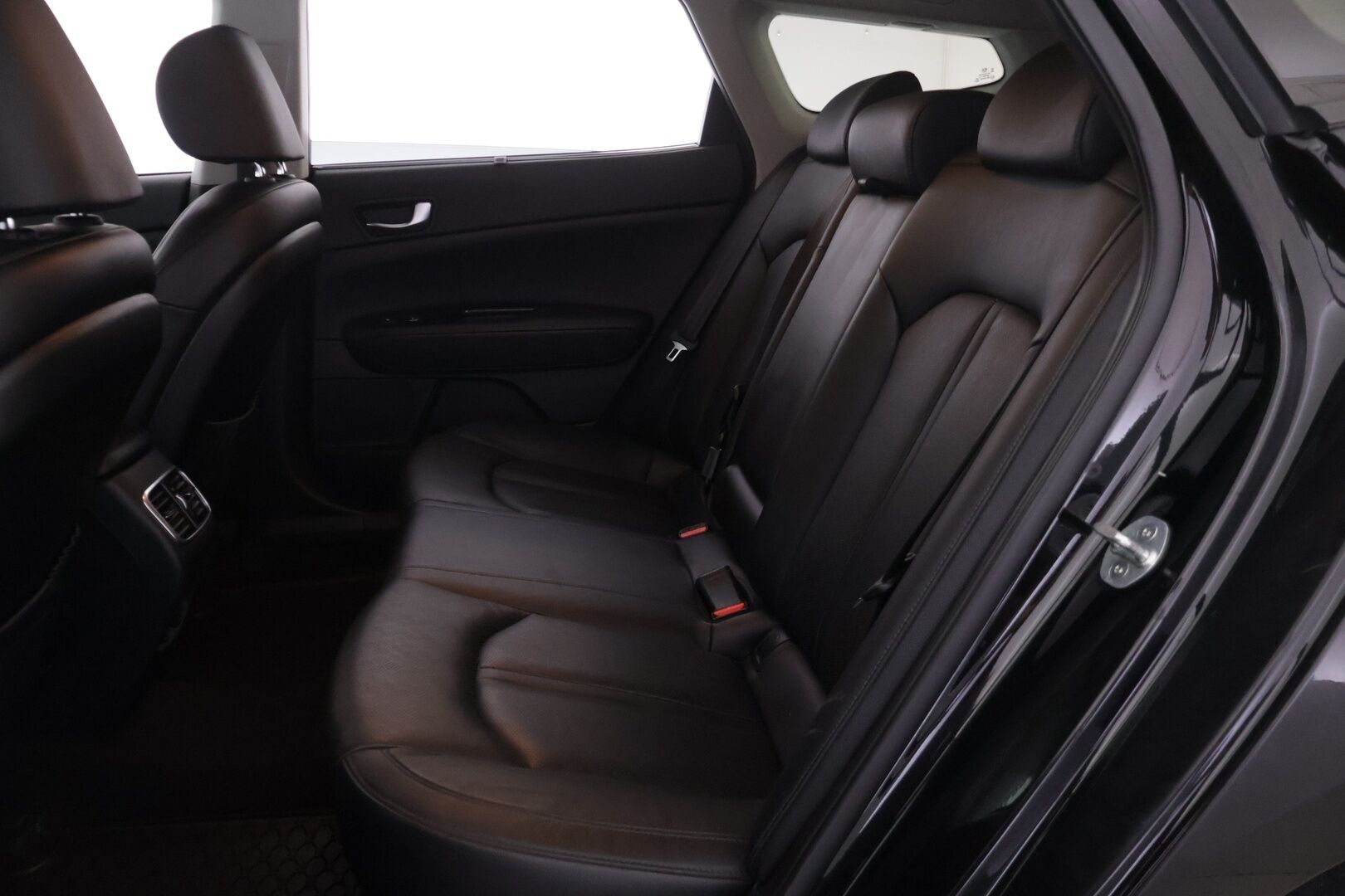 Kia Optima 2018 OPTIMA Farmari (AC) 5ov 1999cm3 A - Harman/Kardon|Ilmastoidut istuimet|Sähkösäätöiset istuimet|P-Kamera - KORKO VAIN 3,99 %