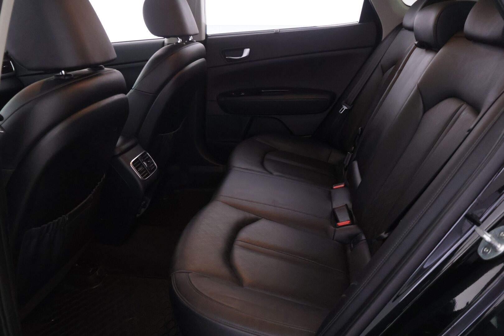 Kia Optima 2018 OPTIMA Farmari (AC) 5ov 1999cm3 A - Harman/Kardon|Ilmastoidut istuimet|Sähkösäätöiset istuimet|P-Kamera - KORKO VAIN 3,99 %