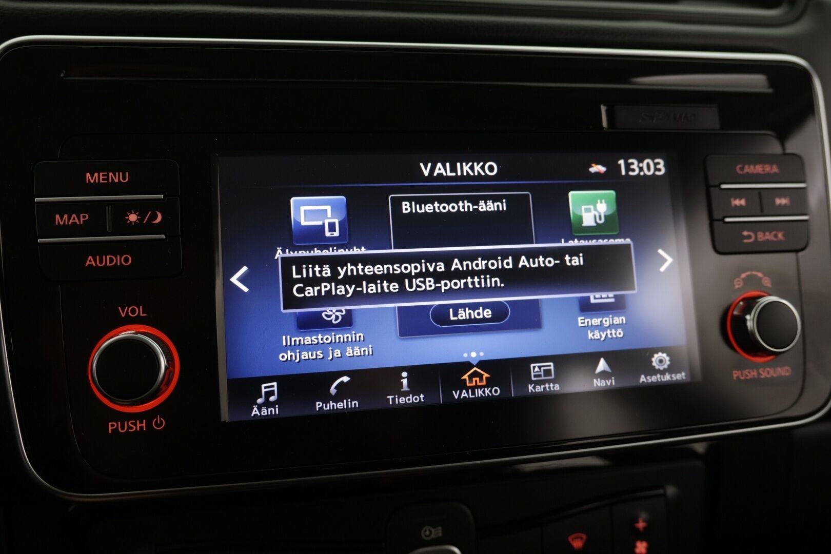 NISSAN LEAF 2018 Tekna 40 kWh - | Lämmityspaketti | Adaptiivinen vakionopeudensäädin | 360-kamera | Bose äänentoisto |